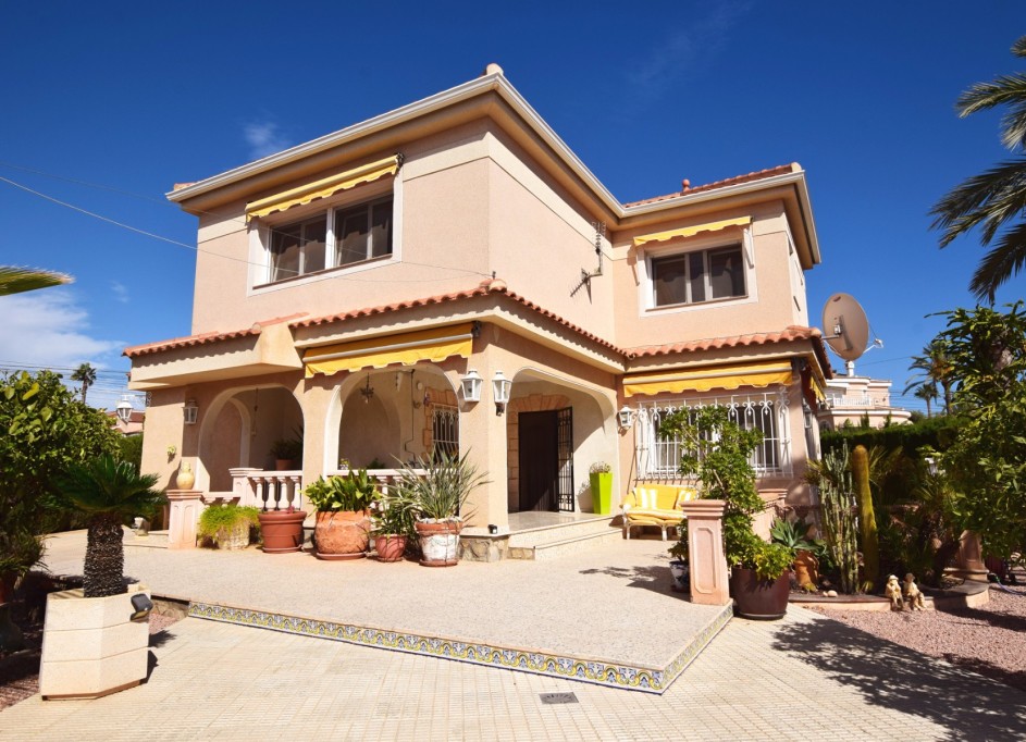 Återförsäljning - Fristående villa -
Ciudad Quesada - Rojales - Ciudad Quesada