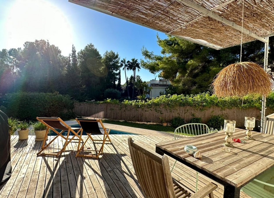 Återförsäljning - Fristående villa -
Costa de la Calma - Calvià