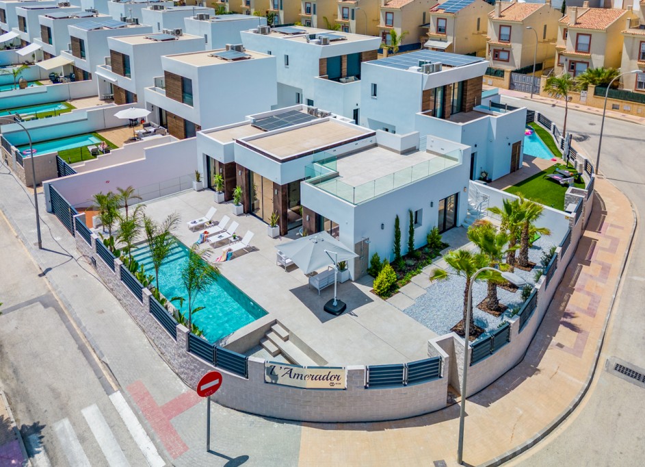 Återförsäljning - Fristående villa -
El Campello - El Amerador