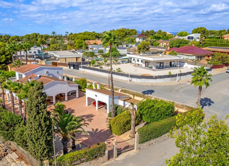 Återförsäljning - Fristående villa -
Elche - Elche/Elx