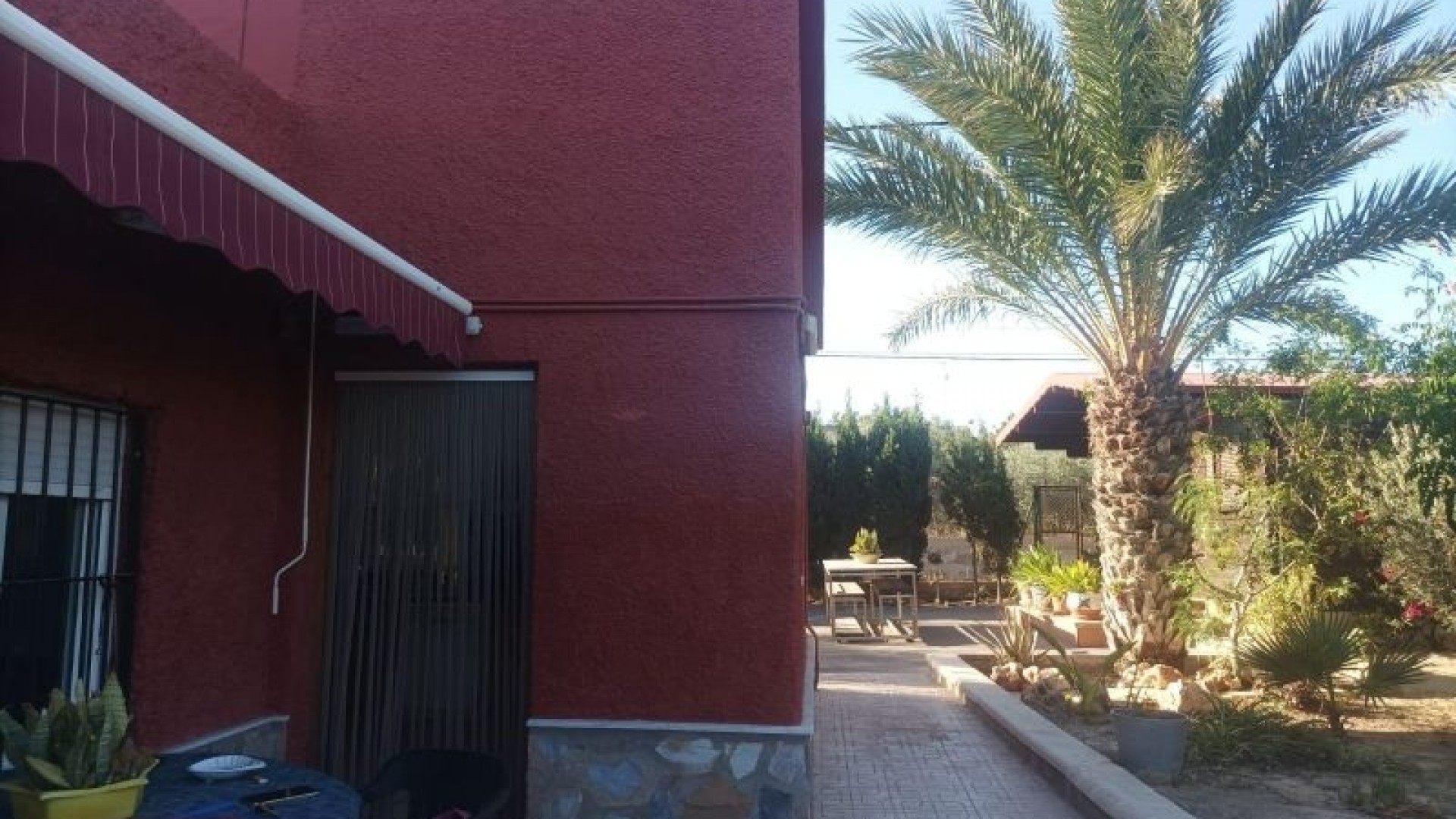 Återförsäljning - Fristående villa -
Elche