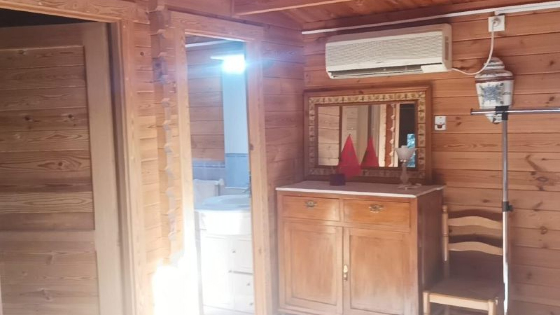 Återförsäljning - Fristående villa -
Elche