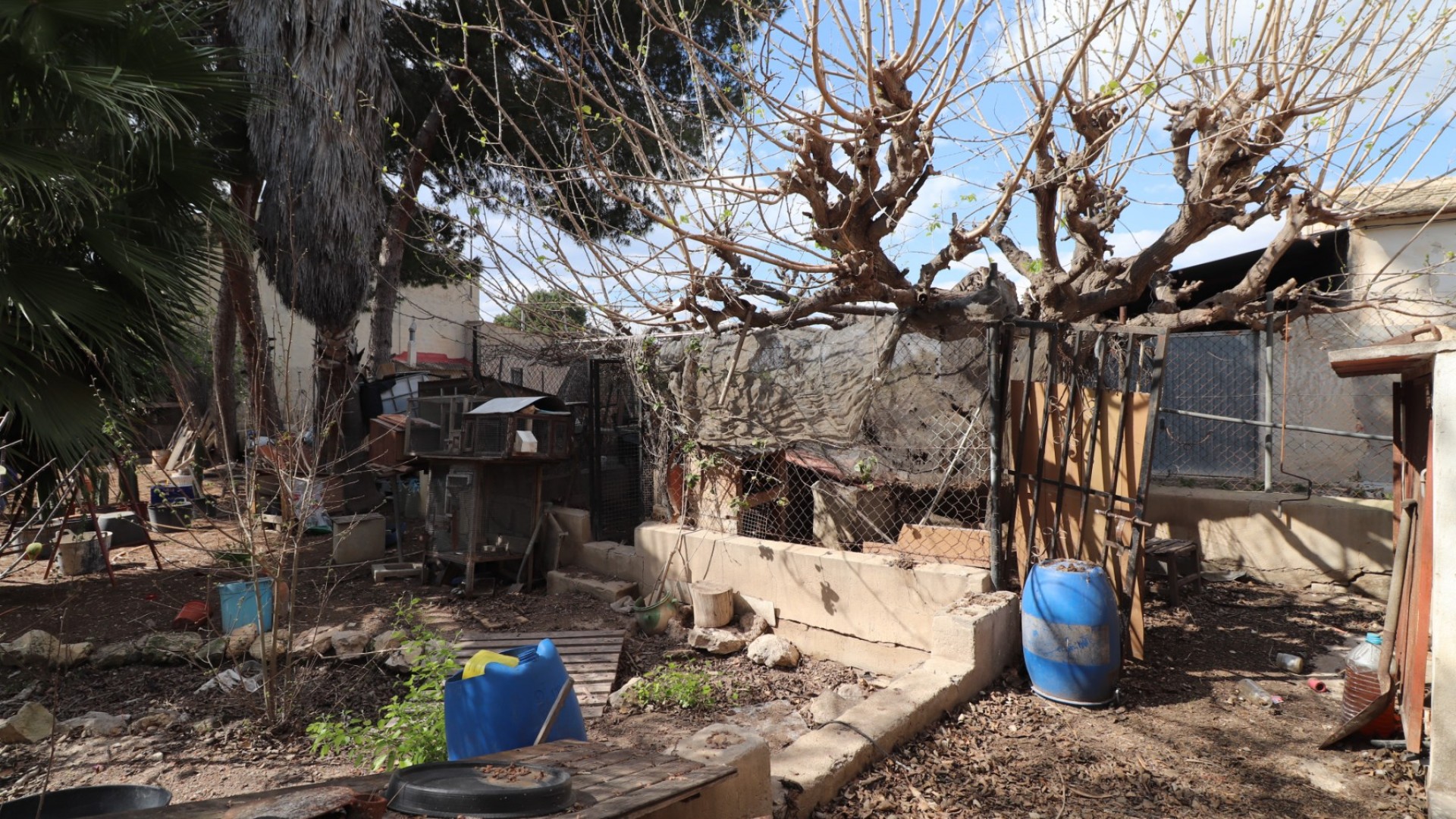 Återförsäljning - Fristående villa -
Heredades - Heredades - Village