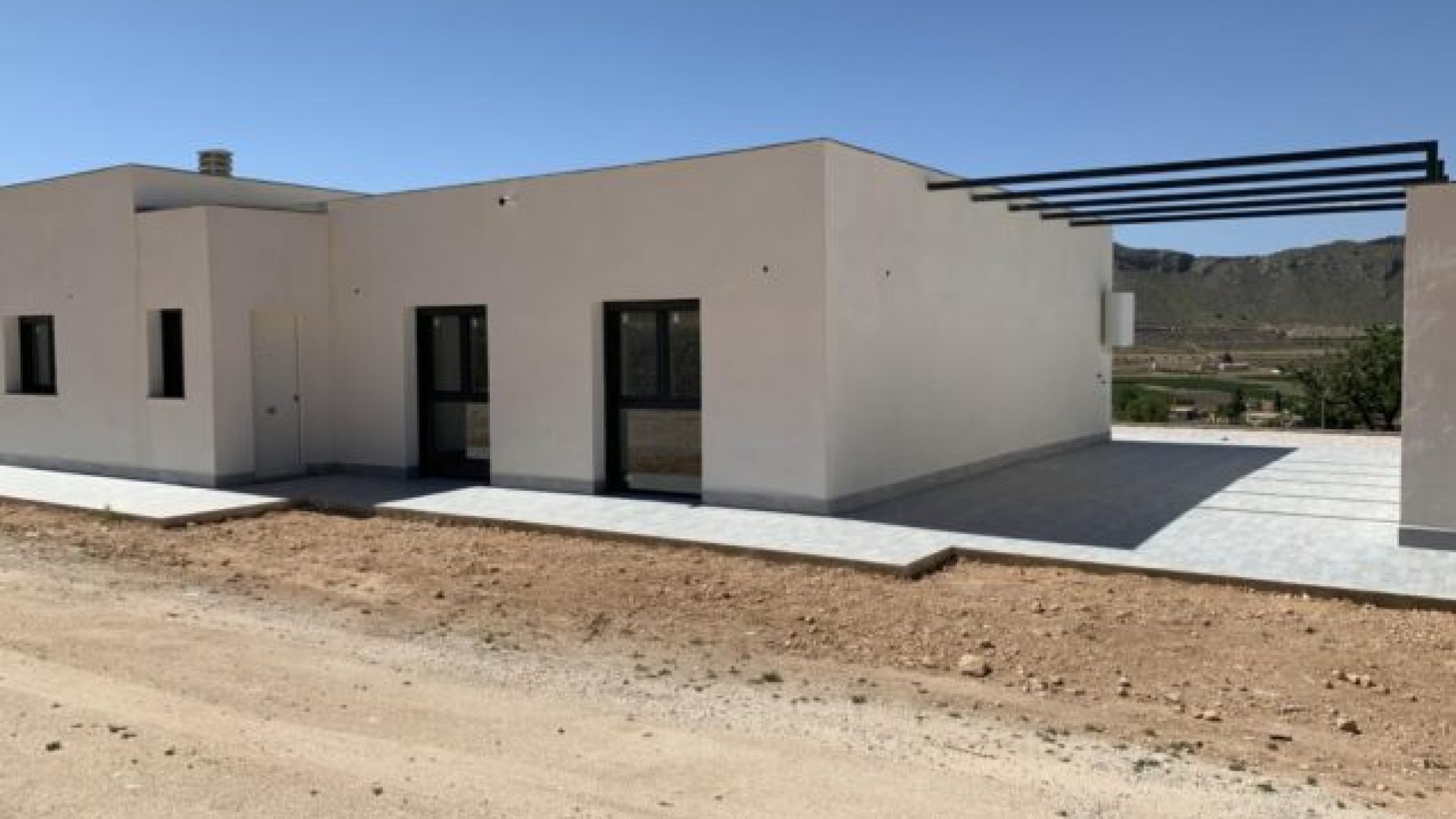 Återförsäljning - Fristående villa -
Hondón de las Nieves