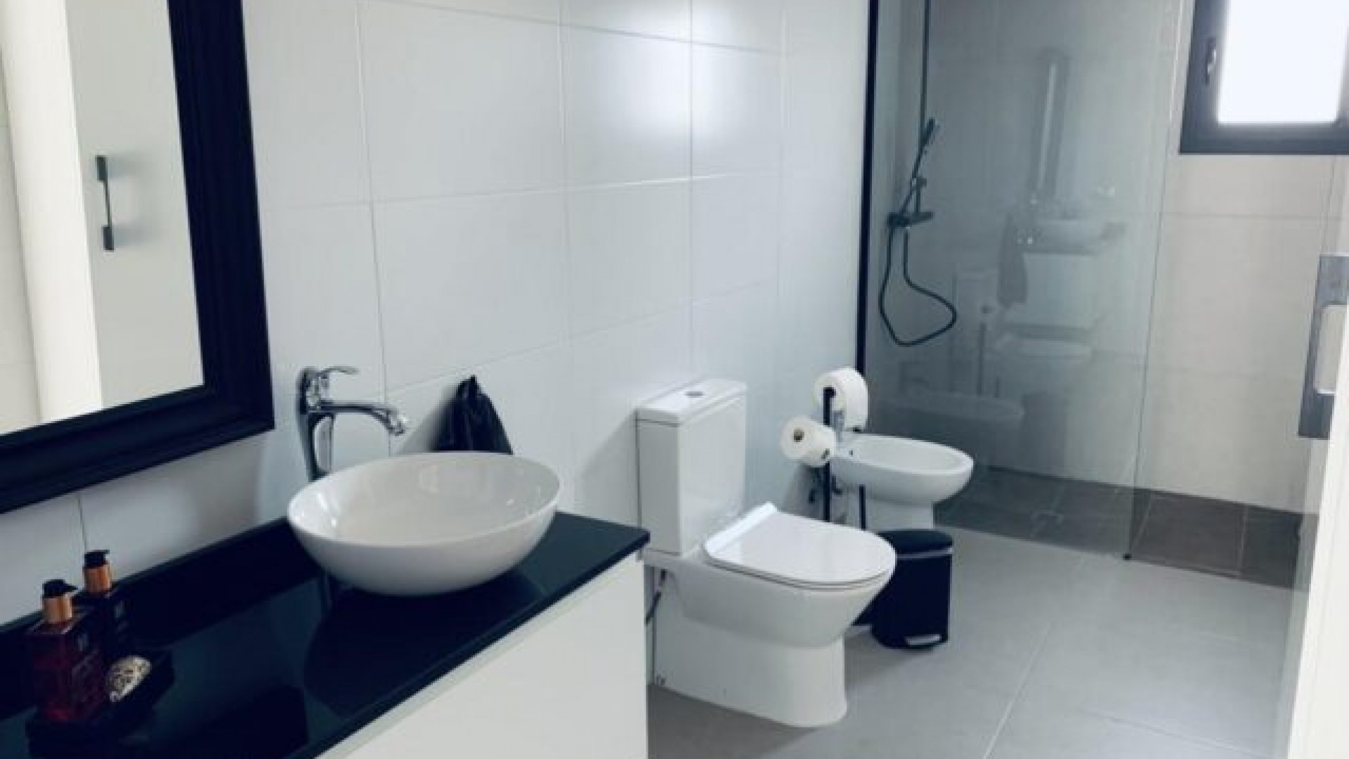 Återförsäljning - Fristående villa -
Hondón de las Nieves