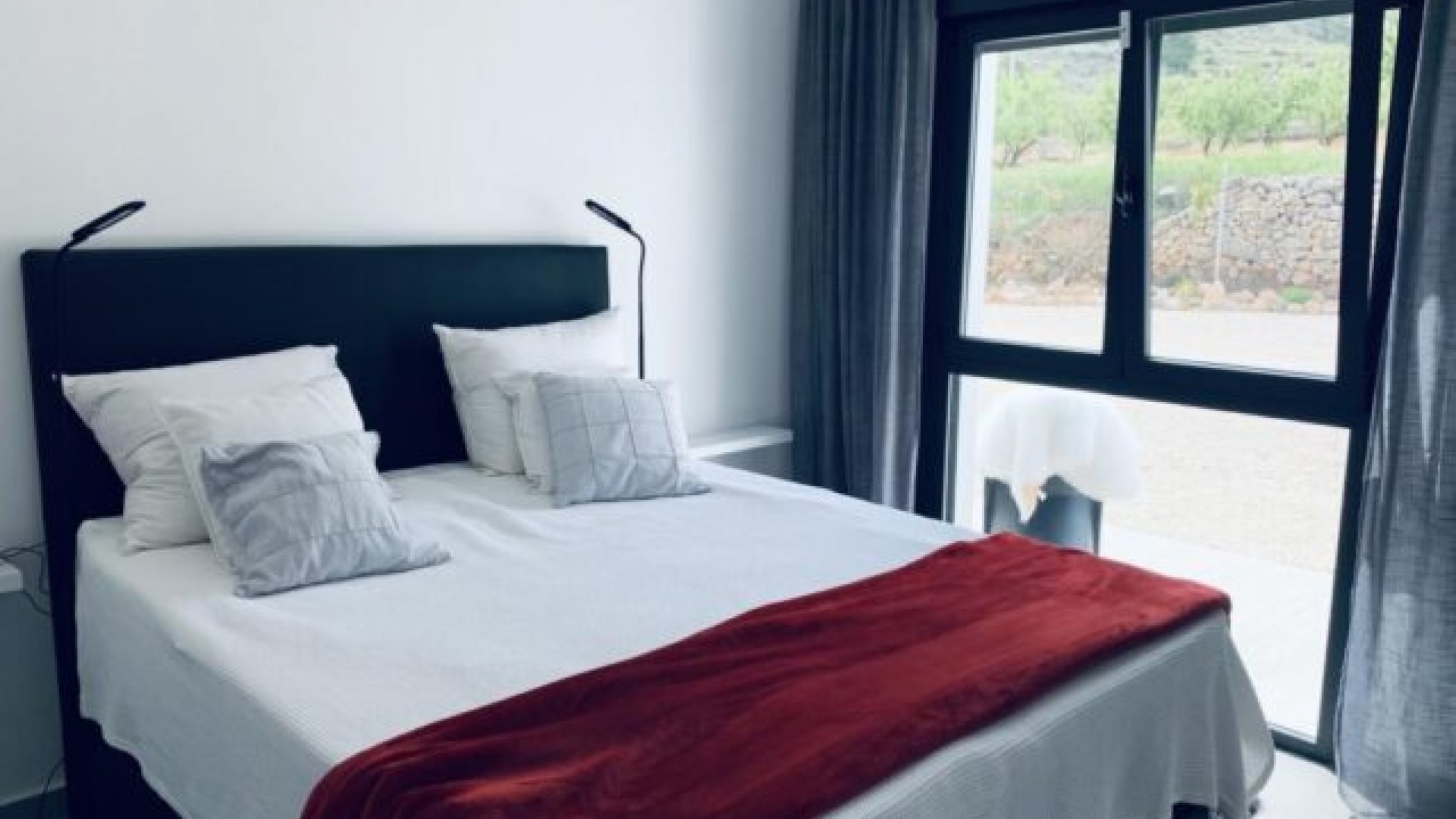 Återförsäljning - Fristående villa -
Hondón de las Nieves