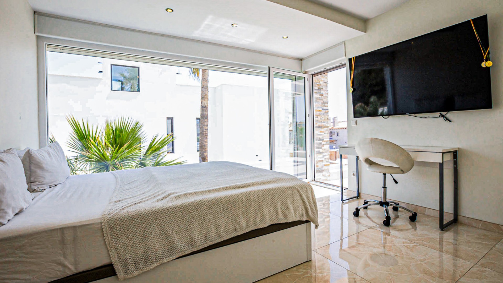 Återförsäljning - Fristående villa -
La Zenia