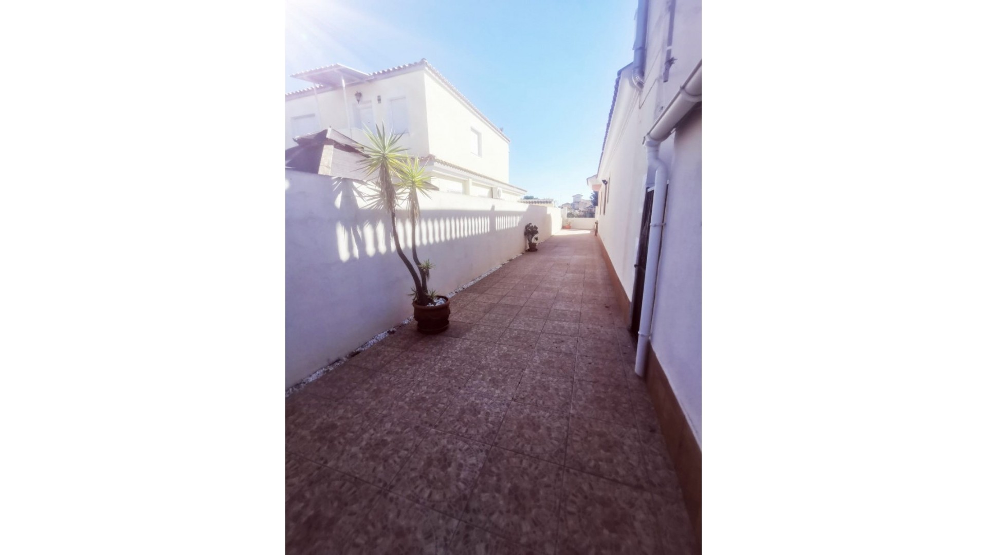 Återförsäljning - Fristående villa -
Los Alcazares - Town