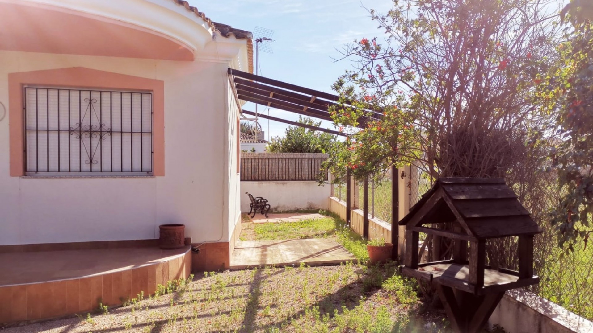 Återförsäljning - Fristående villa -
Los Alcazares - Town