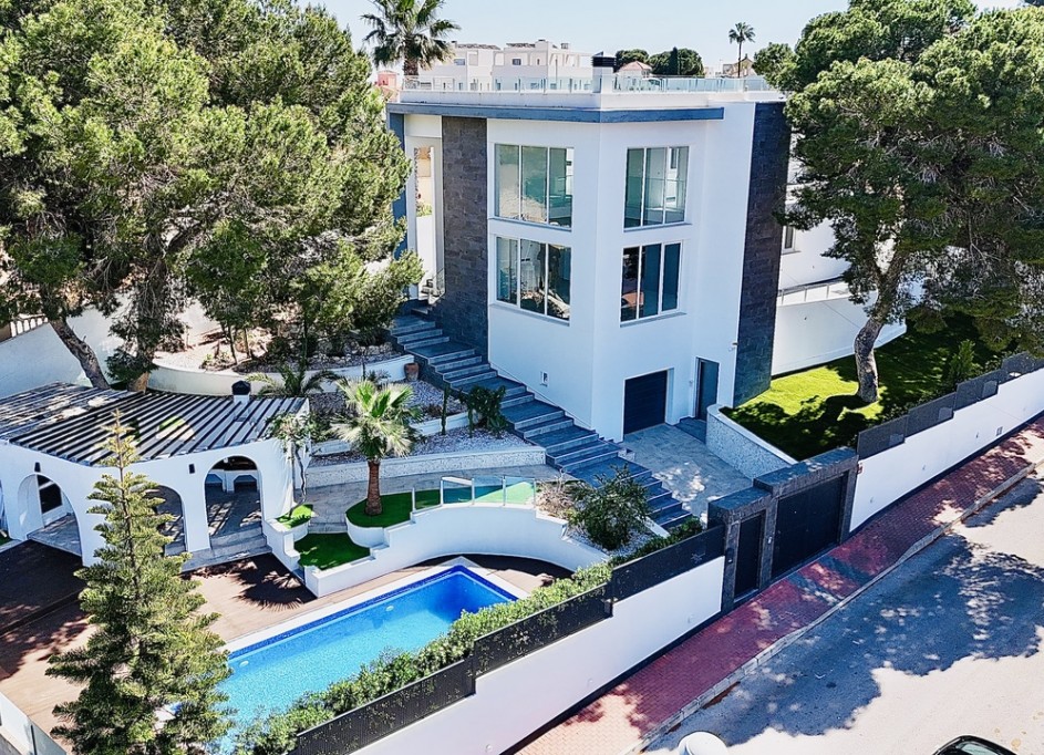 Återförsäljning - Fristående villa -
Los Balcones - Los Altos del Edén - Los Balcones