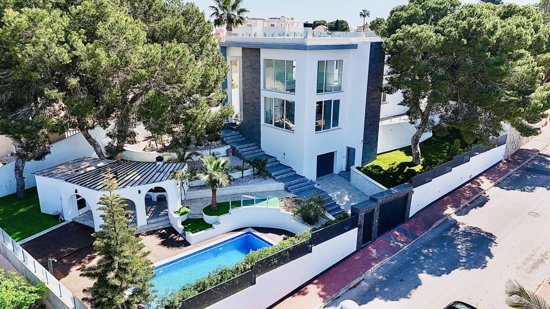 Återförsäljning - Fristående villa -
Los Balcones - Los Altos del Edén - Los Balcones