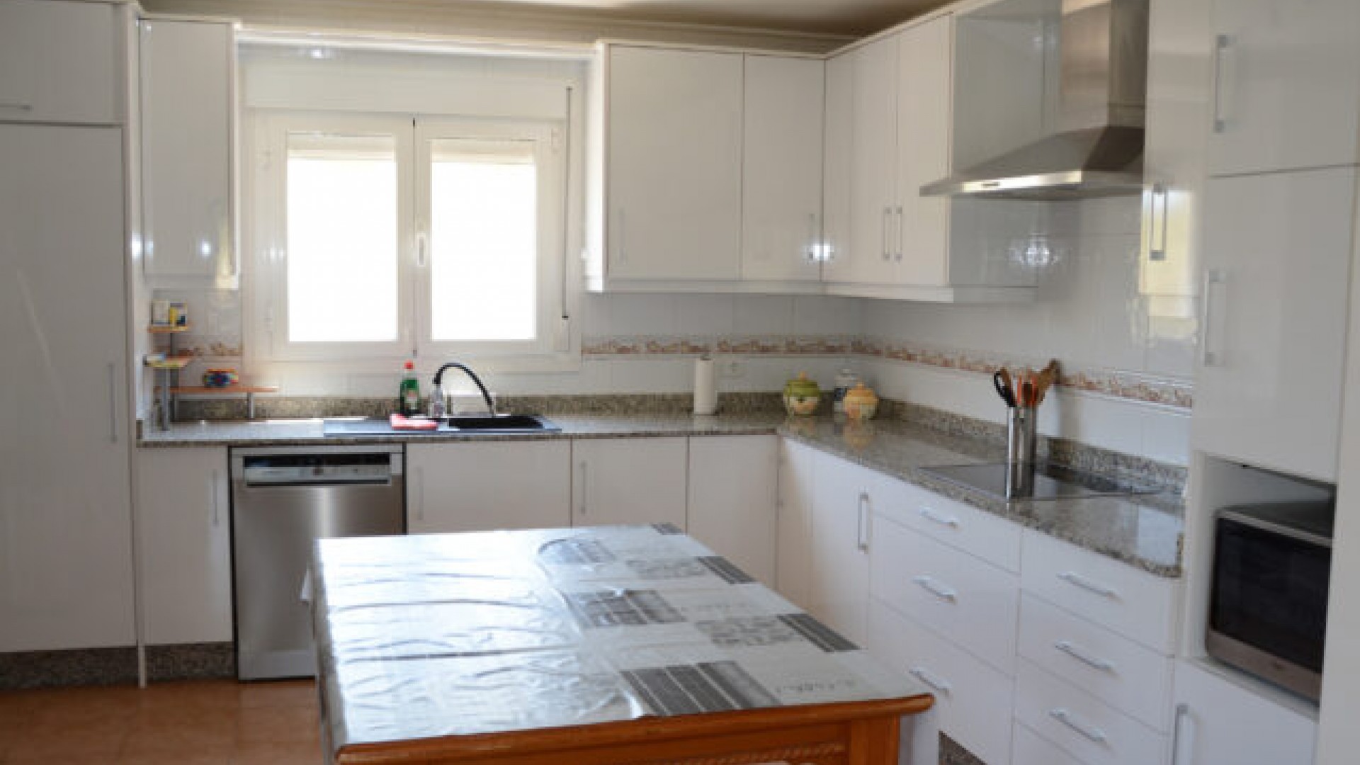 Återförsäljning - Fristående villa -
Macisvenda