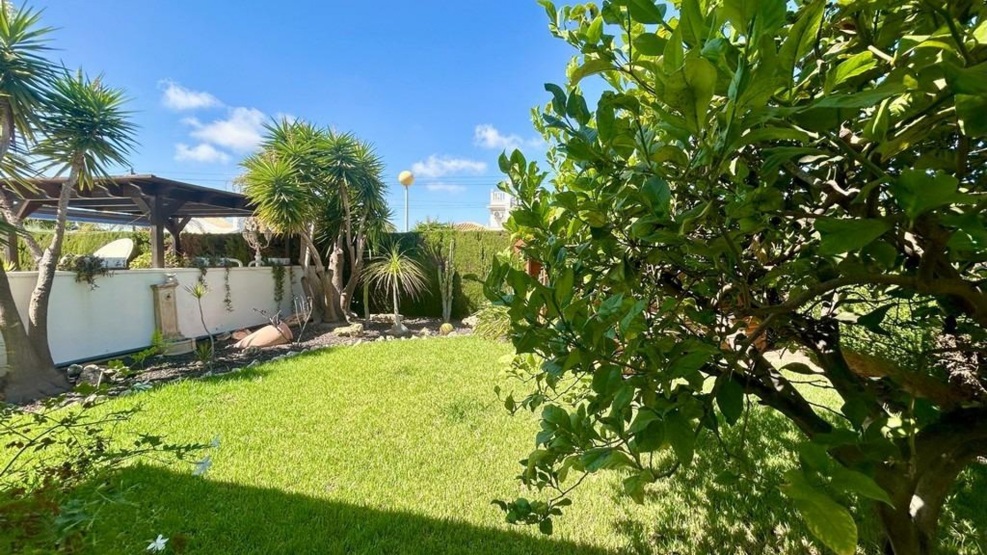 Återförsäljning - Fristående villa -
Orihuela Costa - Cabo Roig