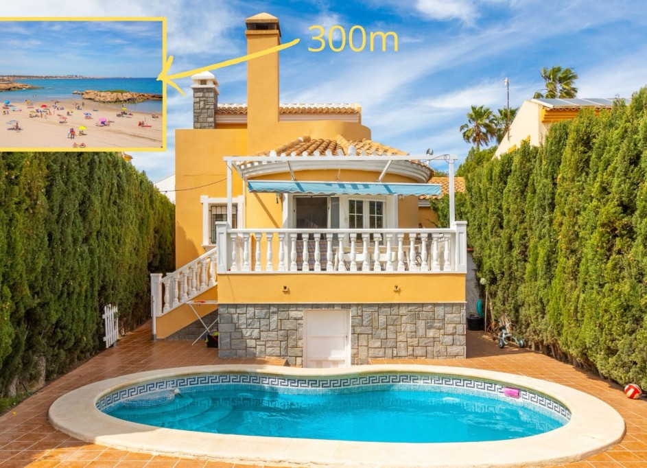 Återförsäljning - Fristående villa -
Orihuela Costa - Cabo Roig