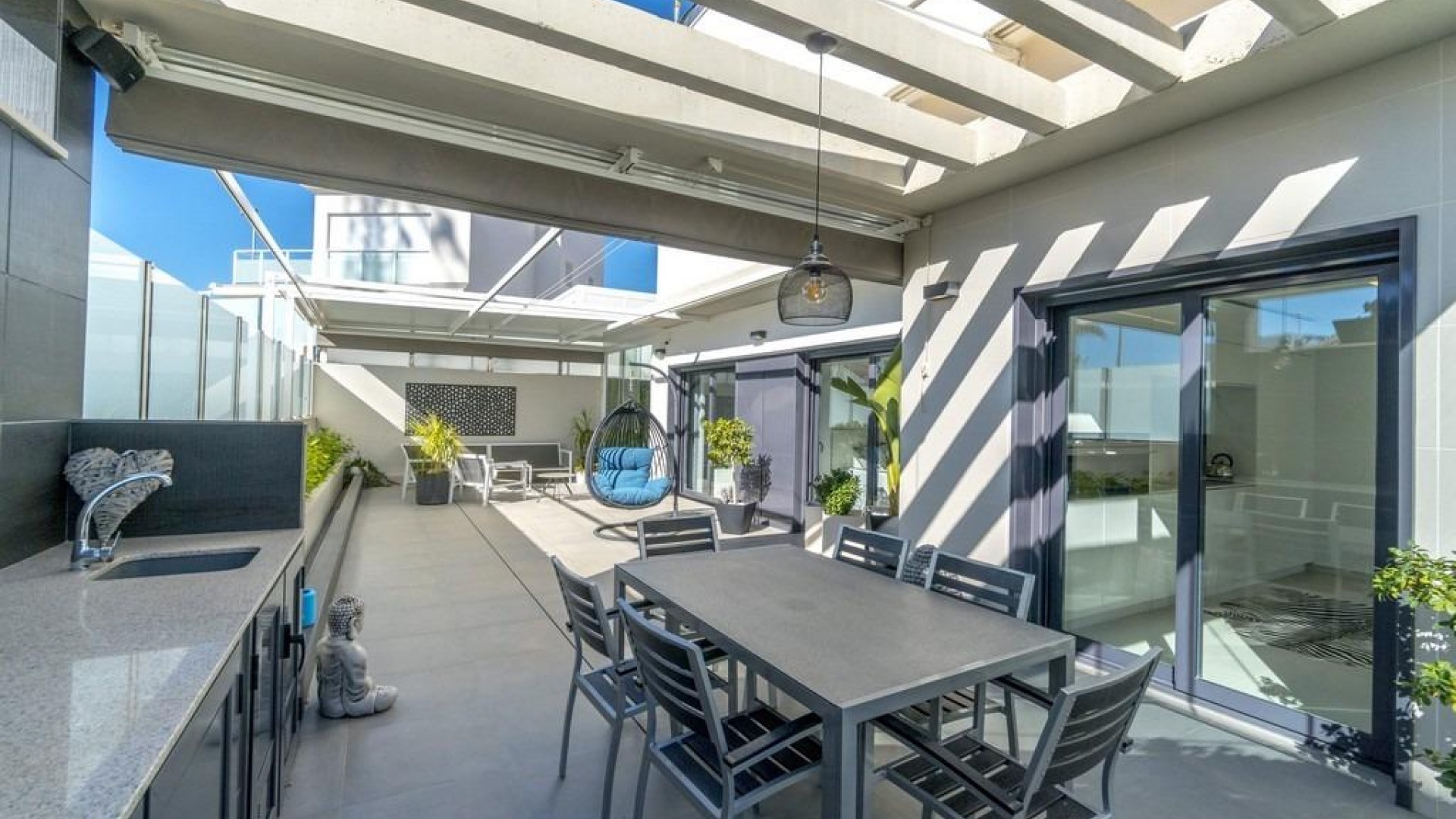 Återförsäljning - Fristående villa -
Orihuela Costa - Campoamor