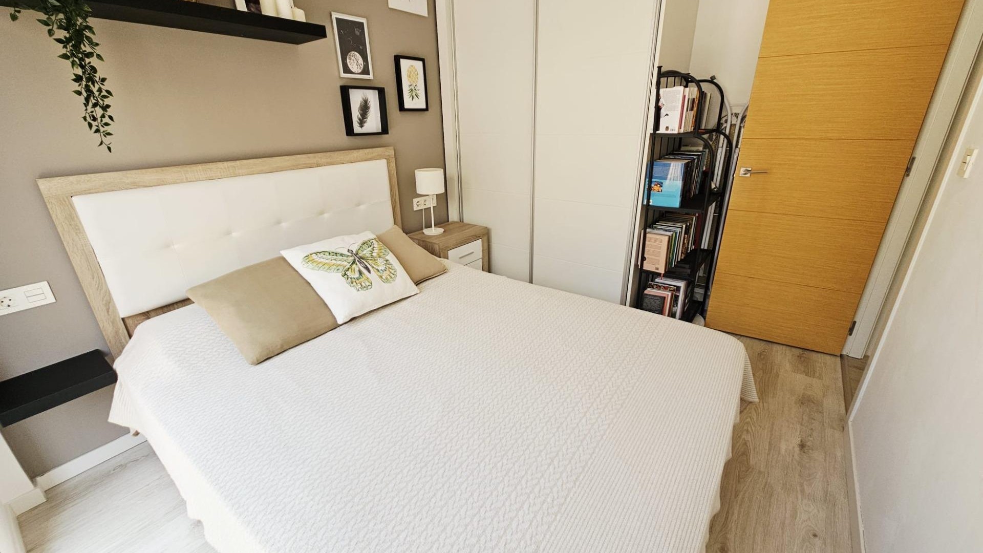 Återförsäljning - Fristående villa -
Orihuela Costa - La Regia