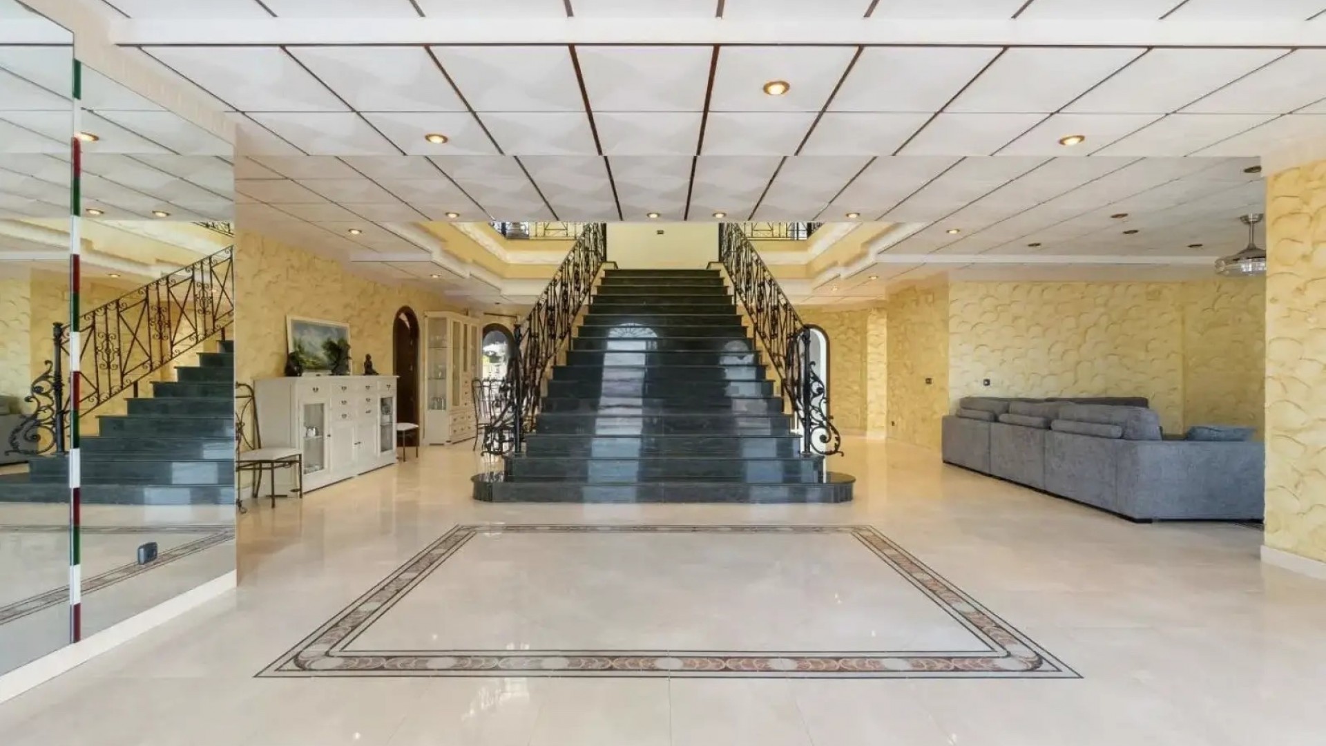 Återförsäljning - Fristående villa -
Orihuela Costa - La Zenia