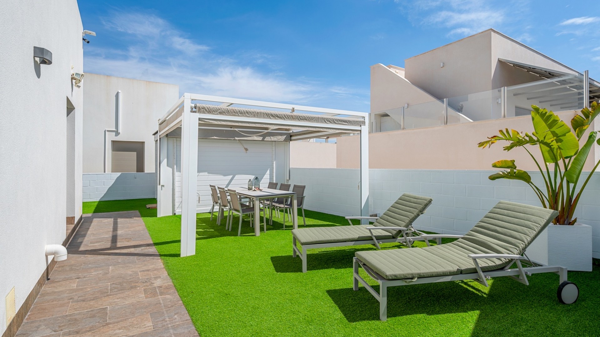 Återförsäljning - Fristående villa -
Orihuela Costa - Pau 8*