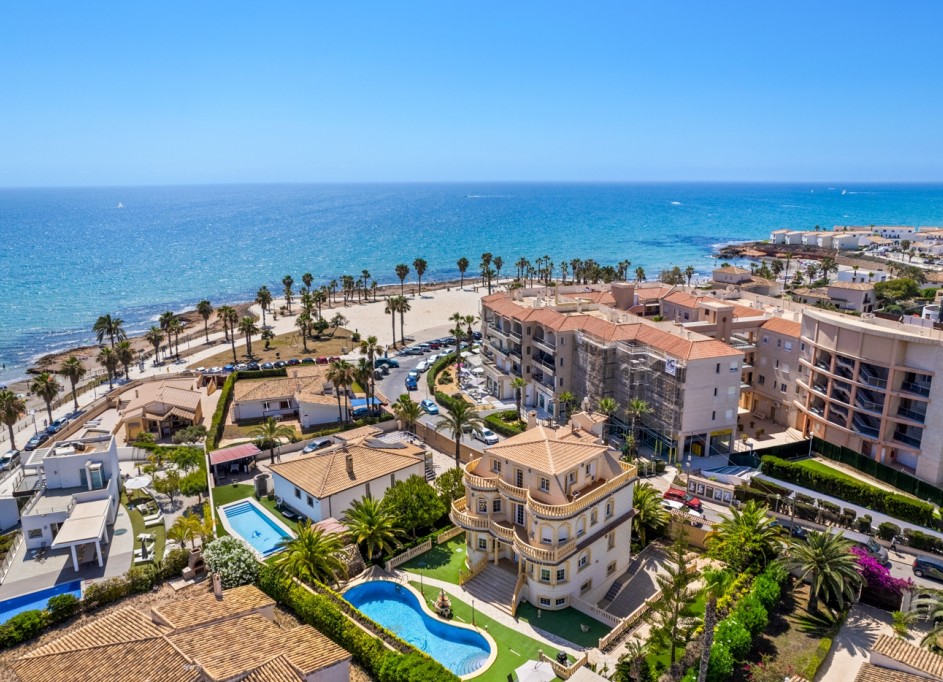 Återförsäljning - Fristående villa -
Orihuela Costa - Playa Flamenca