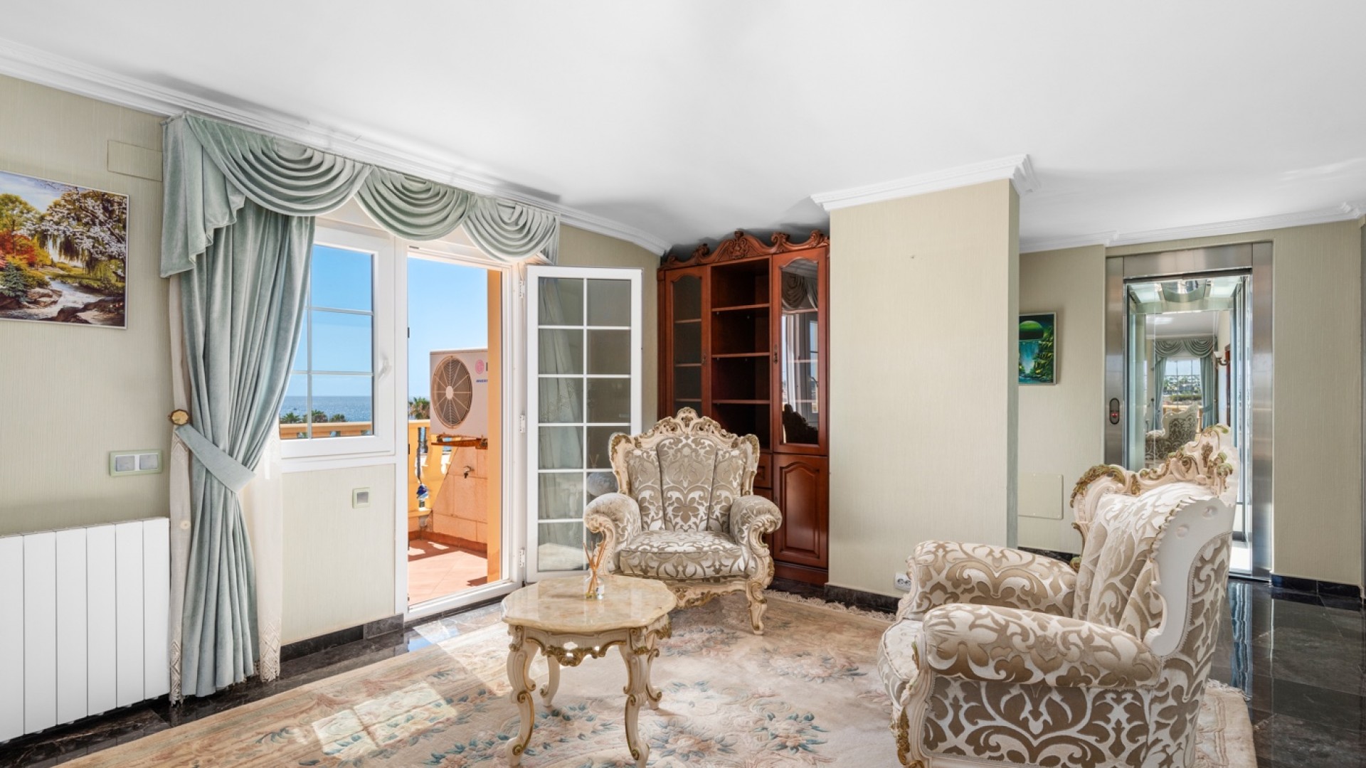 Återförsäljning - Fristående villa -
Orihuela Costa - Playa Flamenca