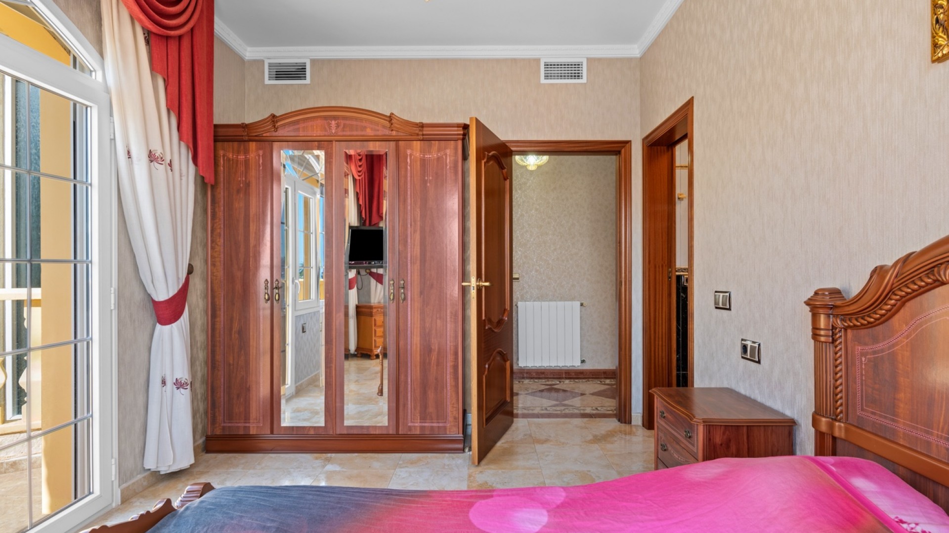 Återförsäljning - Fristående villa -
Orihuela Costa - Playa Flamenca