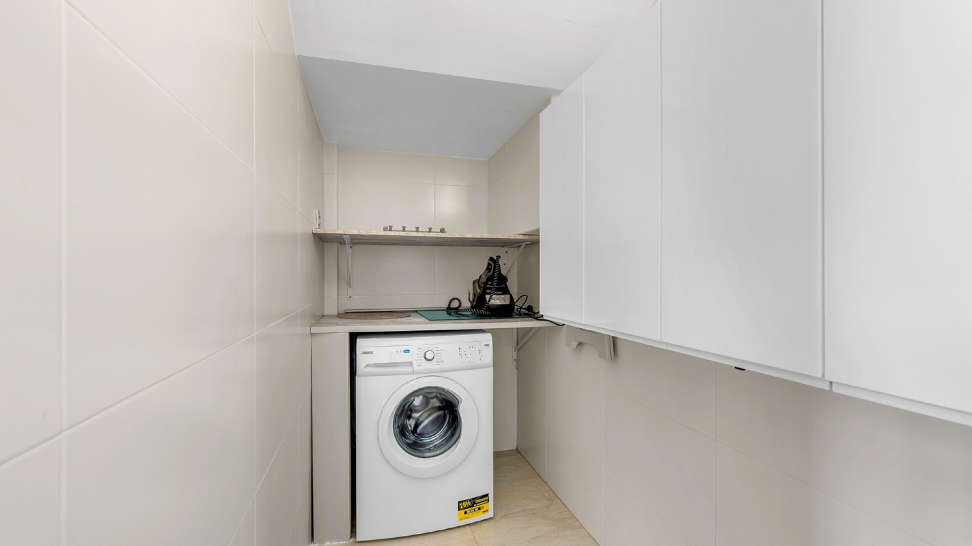 Återförsäljning - Fristående villa -
Orihuela Costa - Villamartín