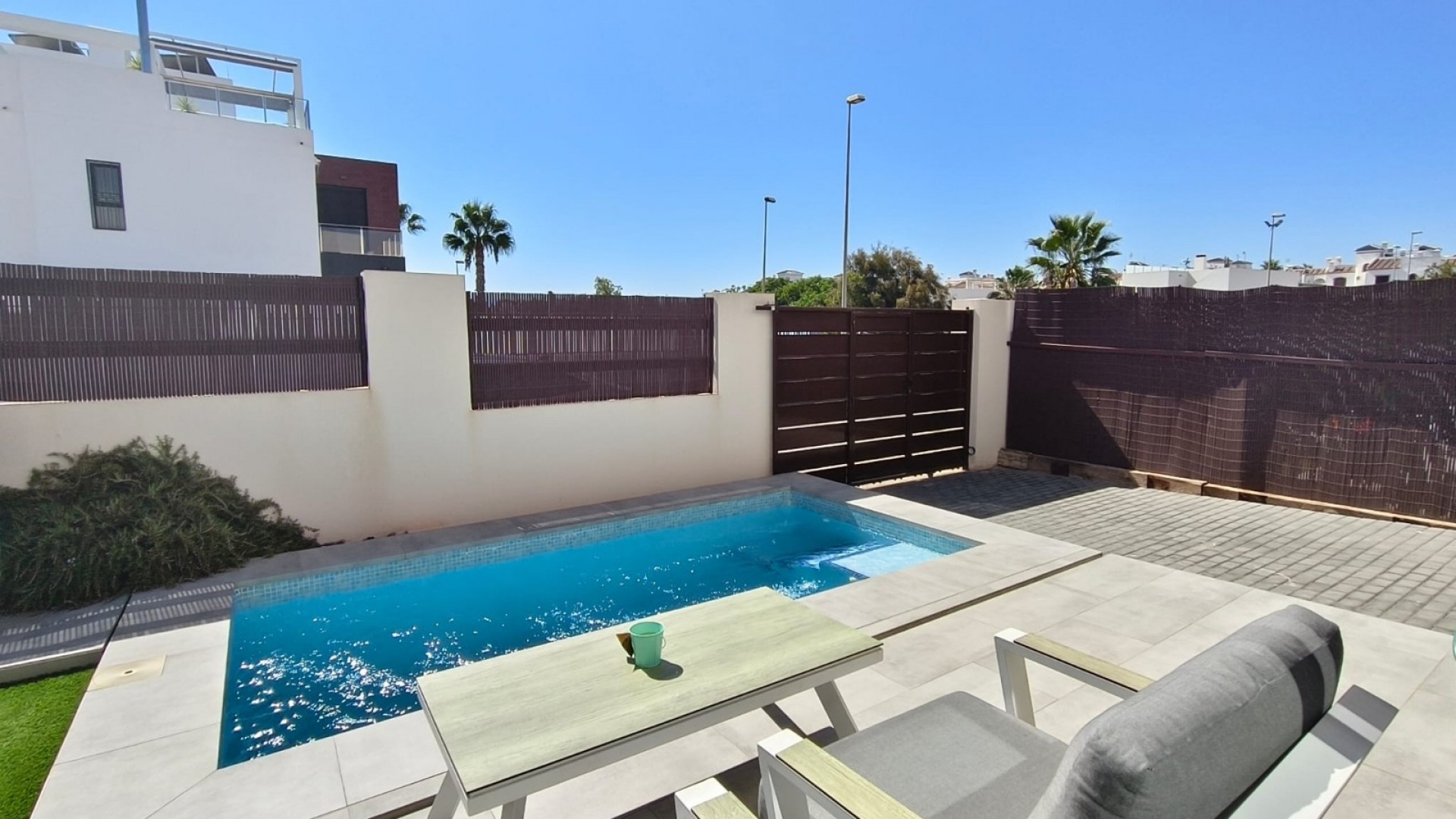 Återförsäljning - Fristående villa -
Orihuela Costa - Villamartín