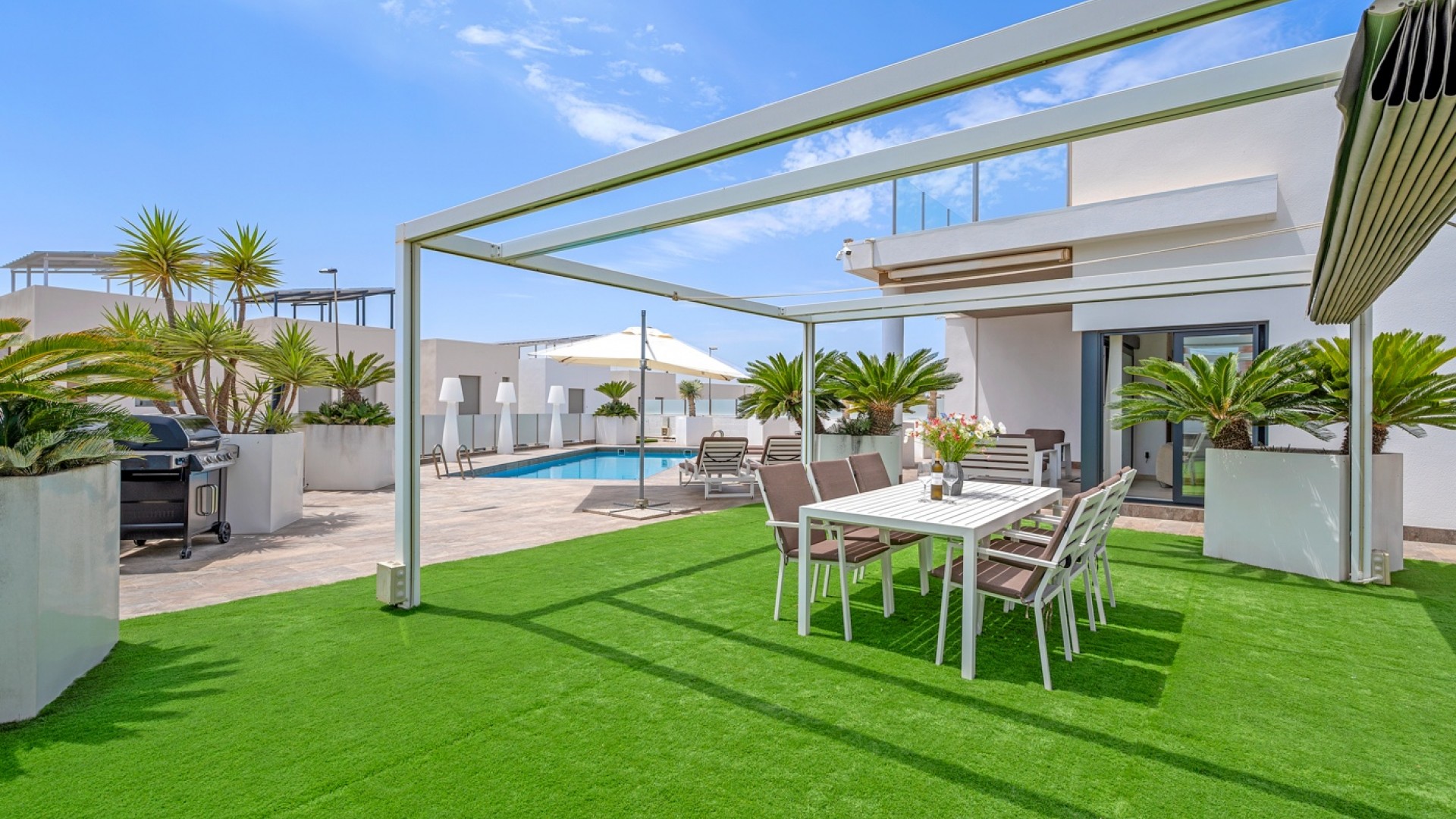 Återförsäljning - Fristående villa -
Orihuela Costa - Villamartín
