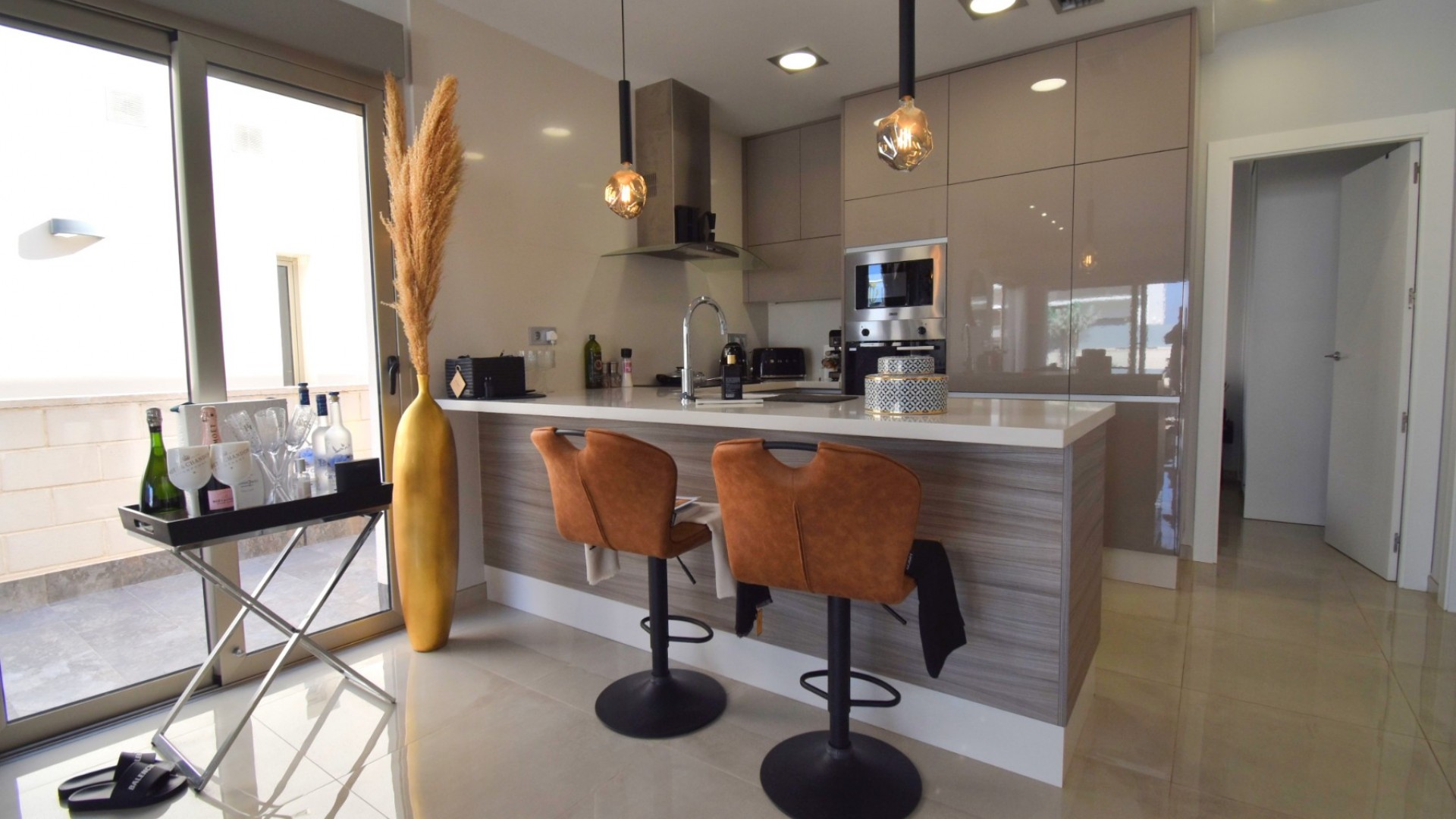 Återförsäljning - Fristående villa -
Orihuela Costa - Villamartin