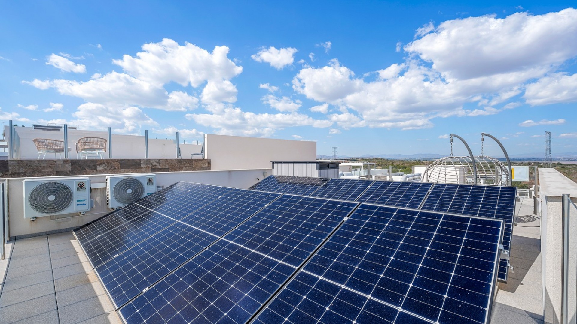 Återförsäljning - Fristående villa -
Orihuela Costa - Villamartin*