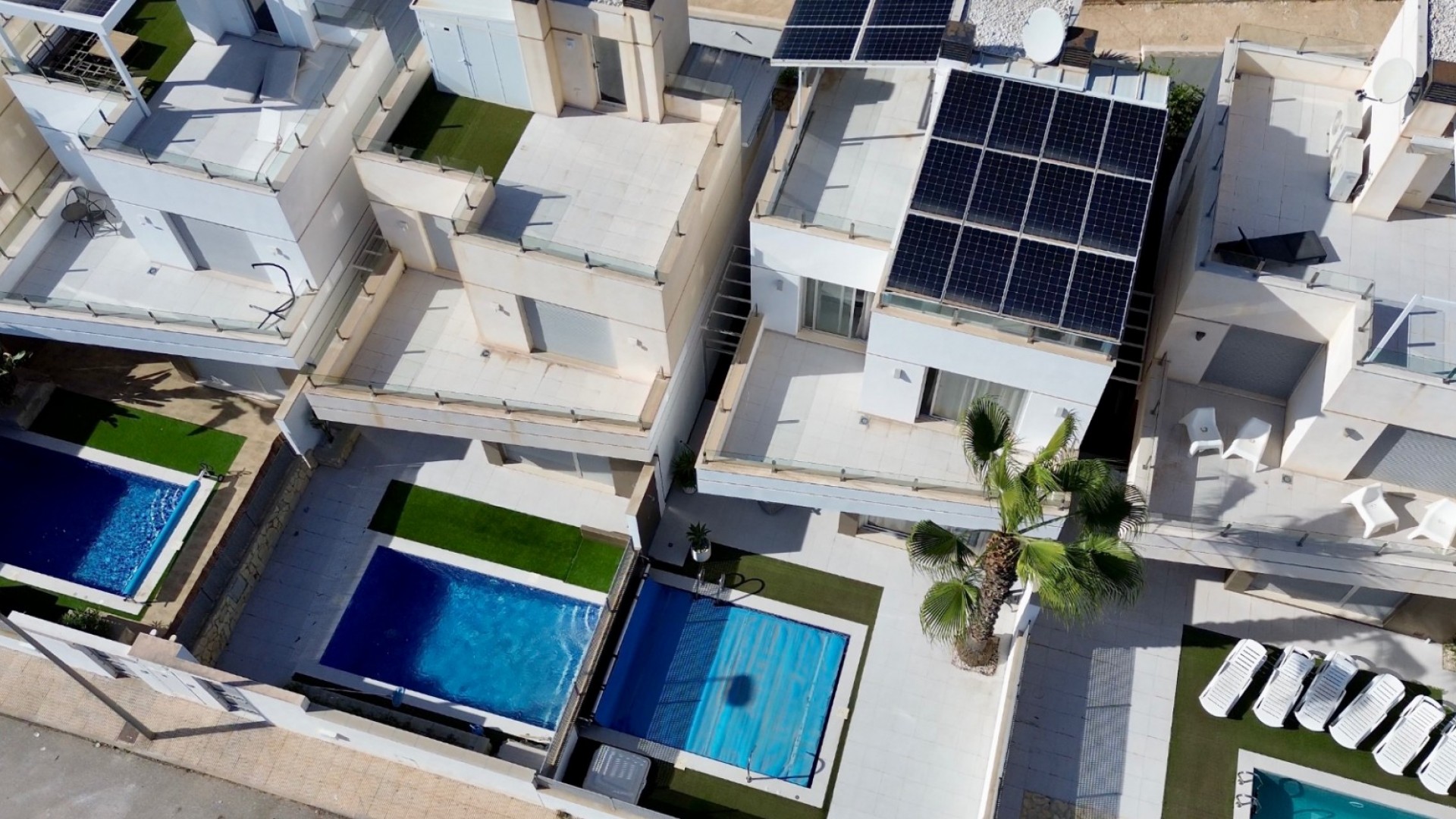 Återförsäljning - Fristående villa -
Orihuela Costa