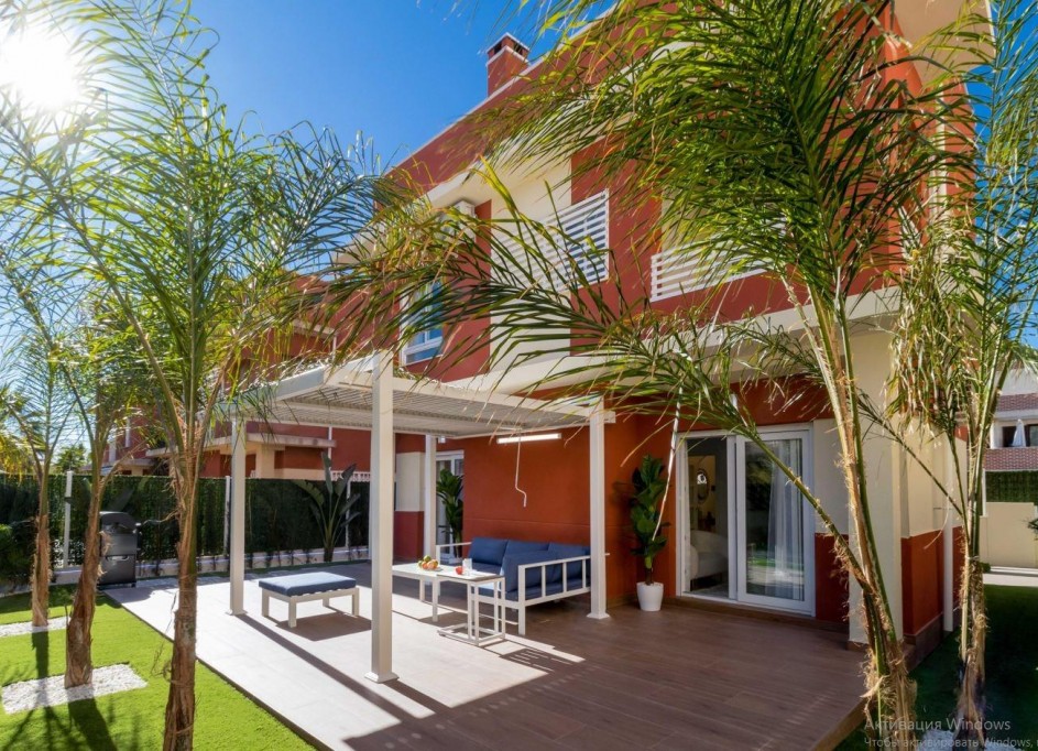 Återförsäljning - Fristående villa -
Orihuela Costa