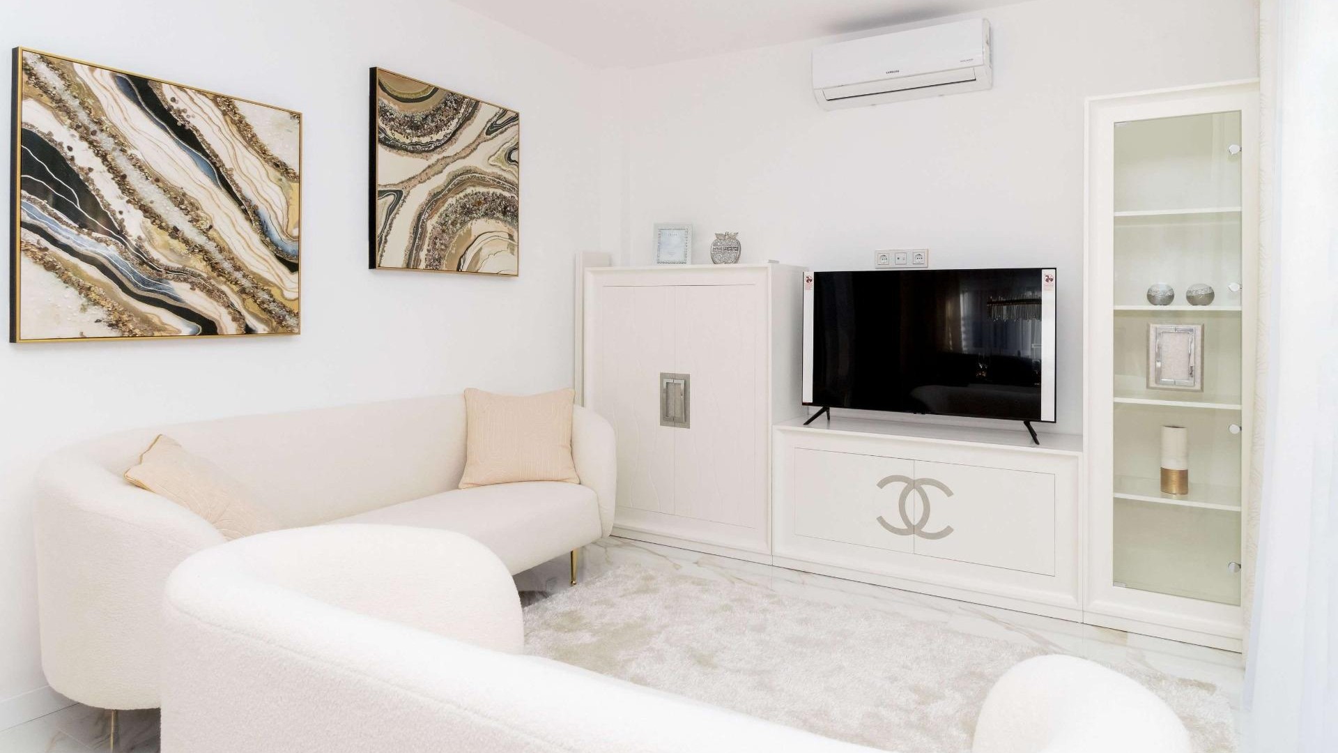 Återförsäljning - Fristående villa -
Orihuela Costa