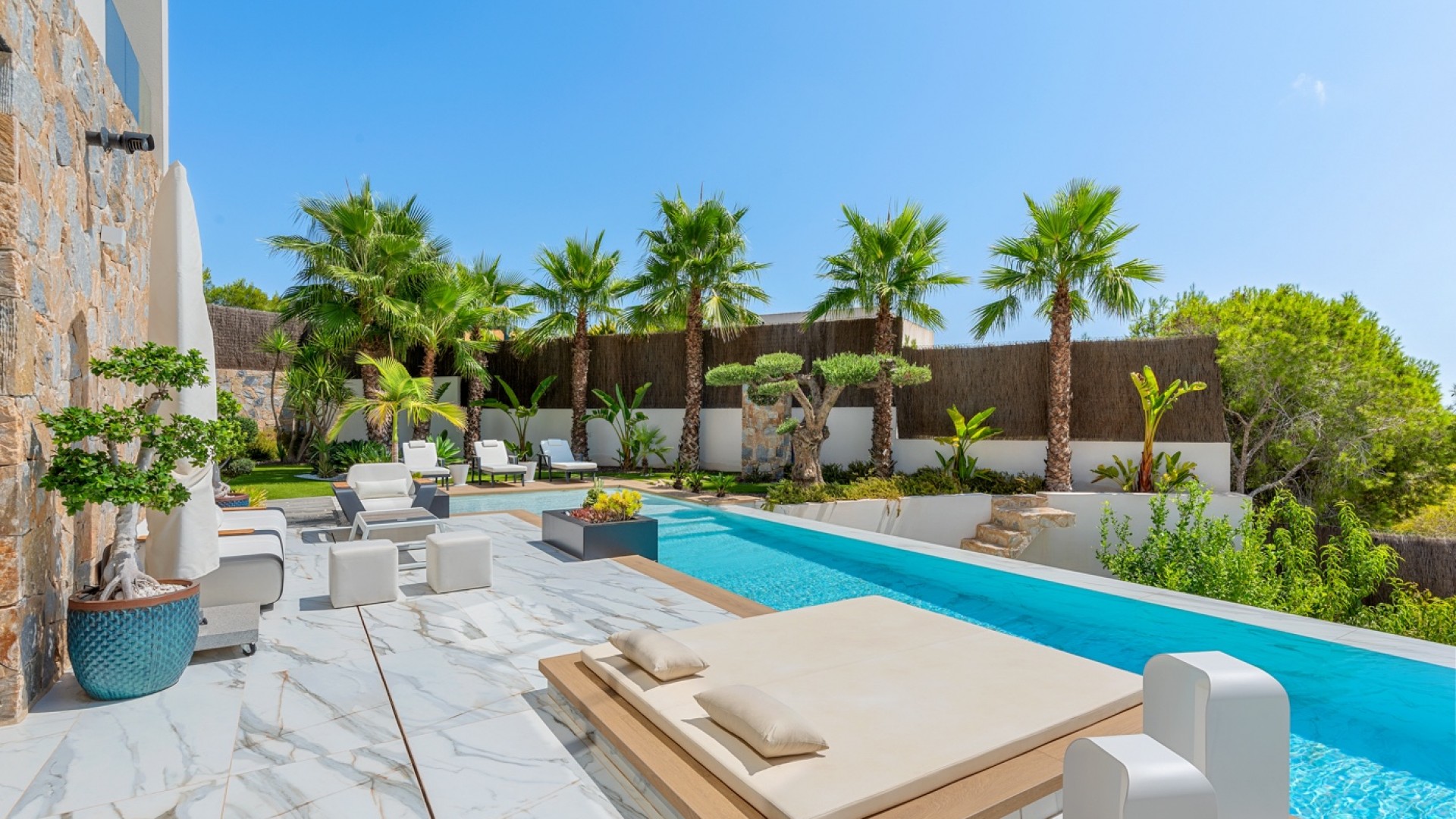 Återförsäljning - Fristående villa -
Orihuela - Las Colinas Golf