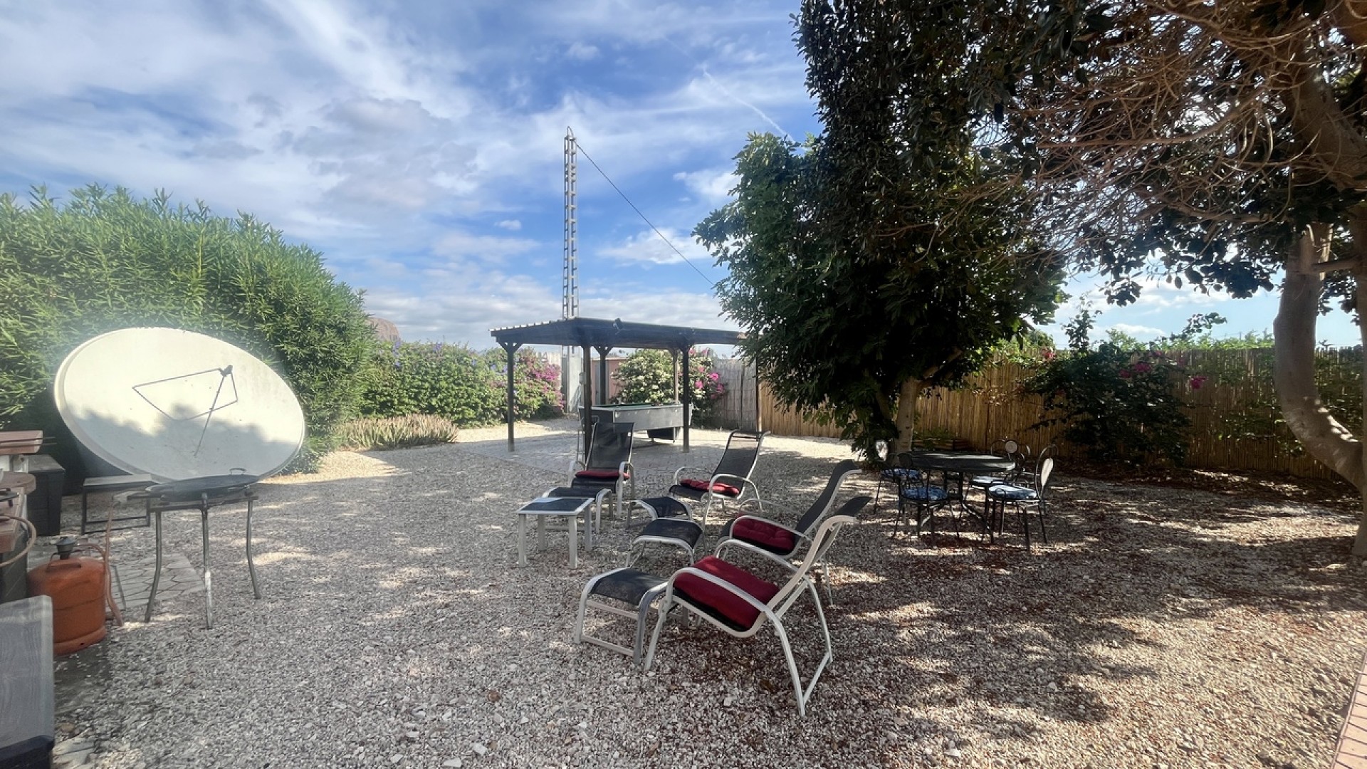 Återförsäljning - Fristående villa -
Orihuela