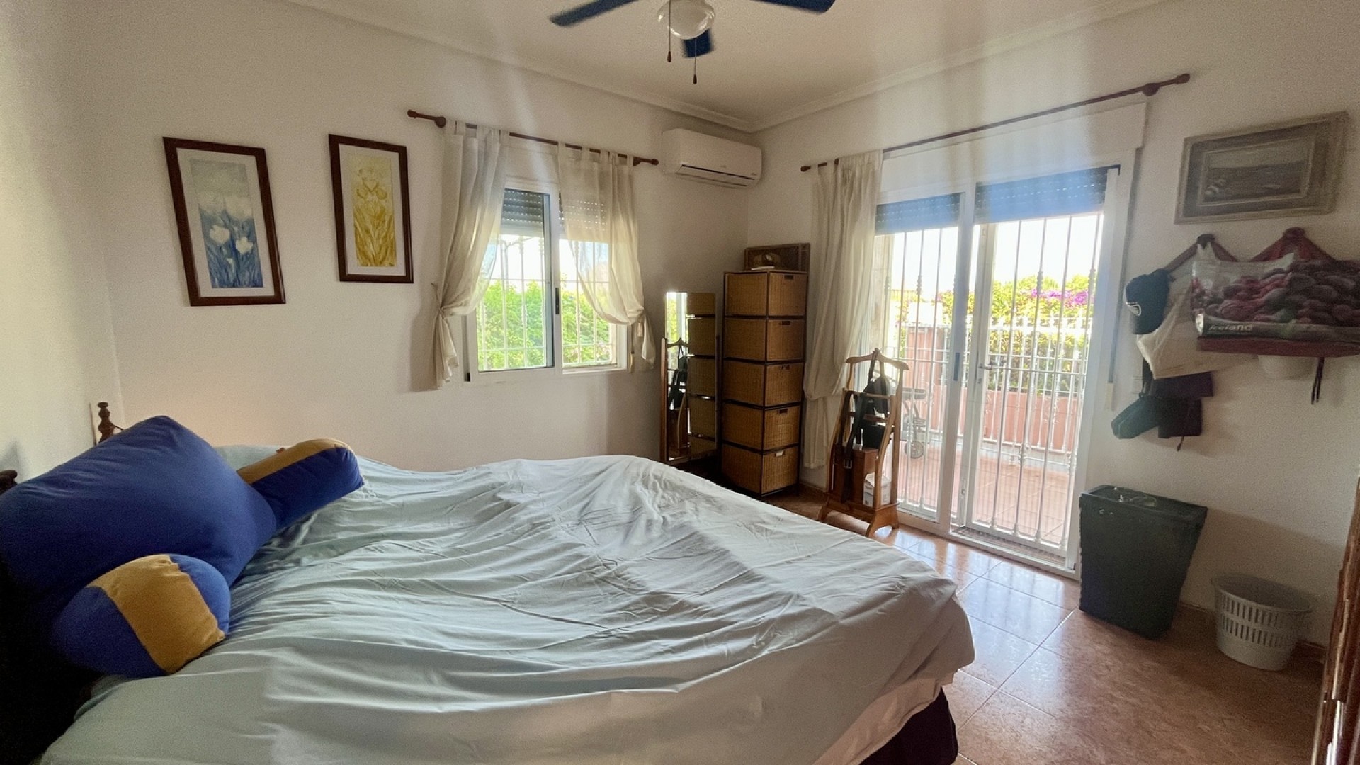 Återförsäljning - Fristående villa -
Orihuela