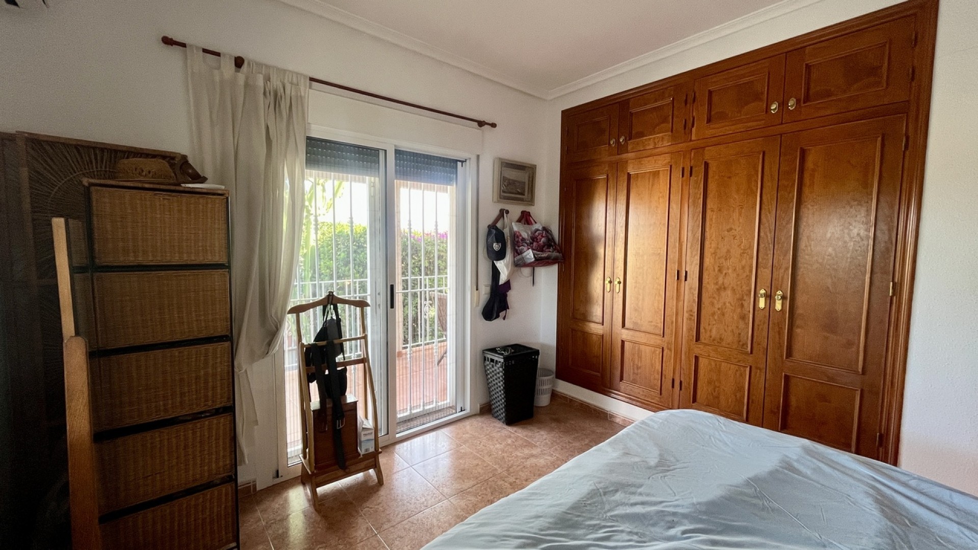 Återförsäljning - Fristående villa -
Orihuela