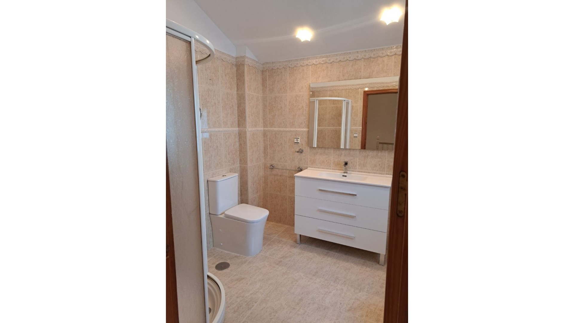 Återförsäljning - Fristående villa -
Orihuela