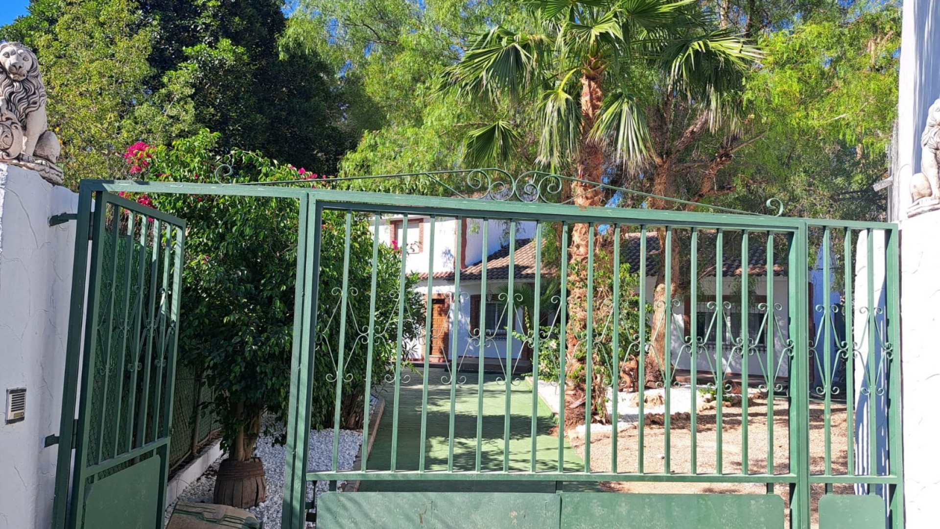 Återförsäljning - Fristående villa -
Orihuela