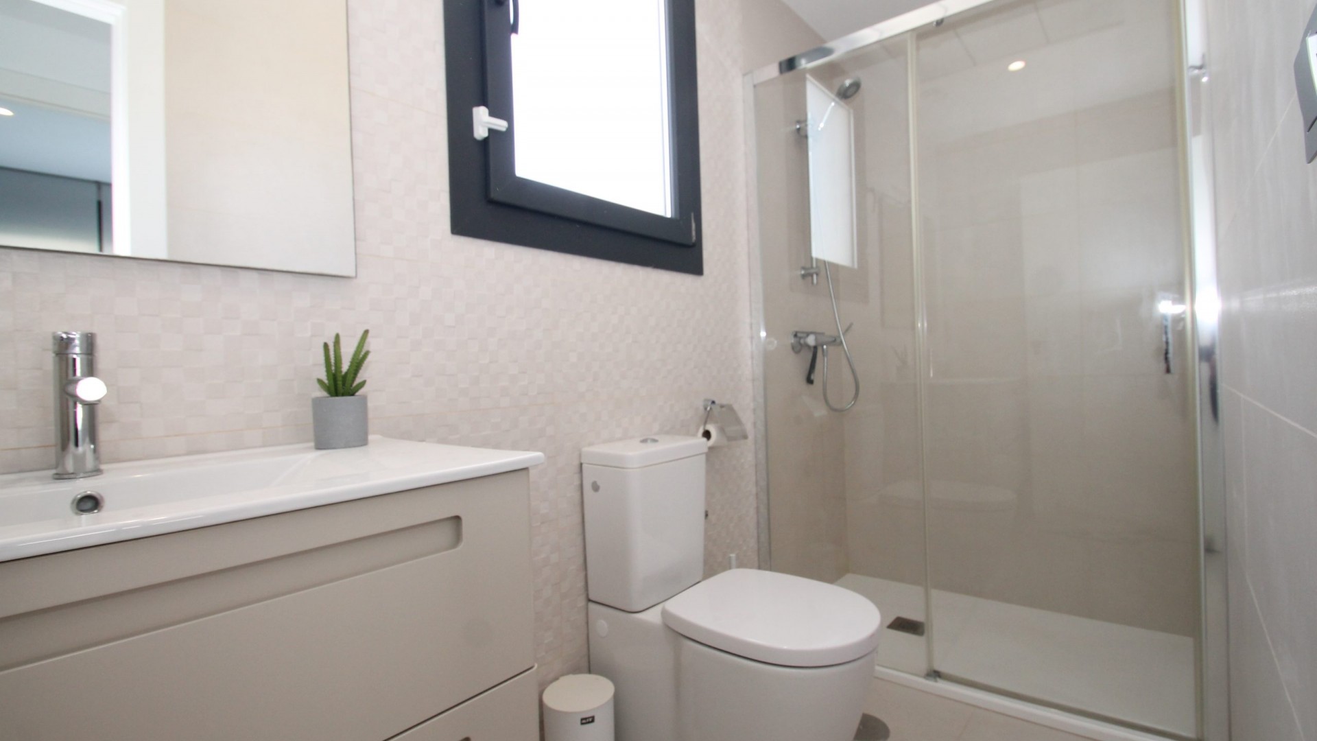 Återförsäljning - Fristående villa -
Pilar de la Horadada