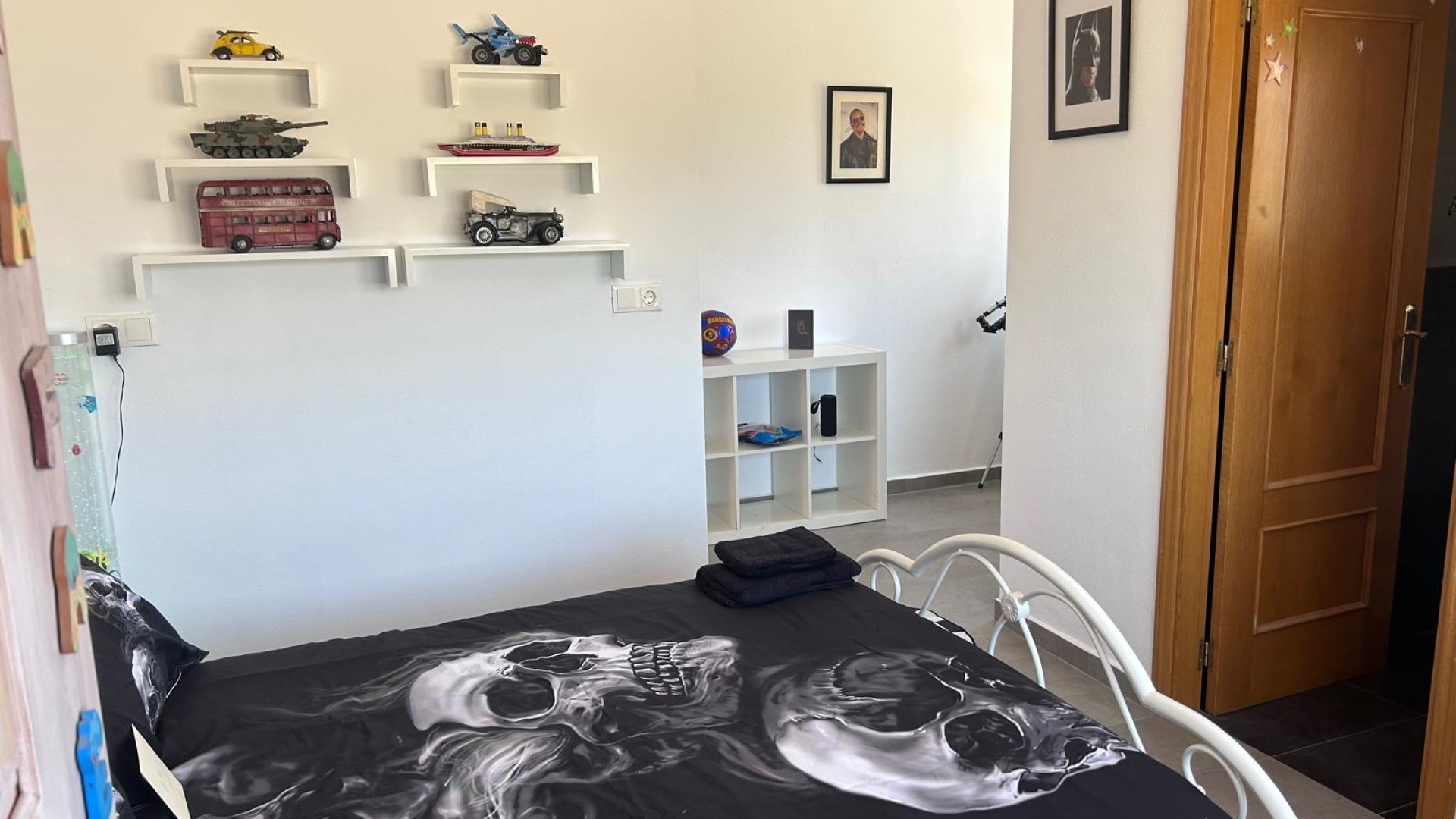 Återförsäljning - Fristående villa -
Pinoso - Pinoso Alicante