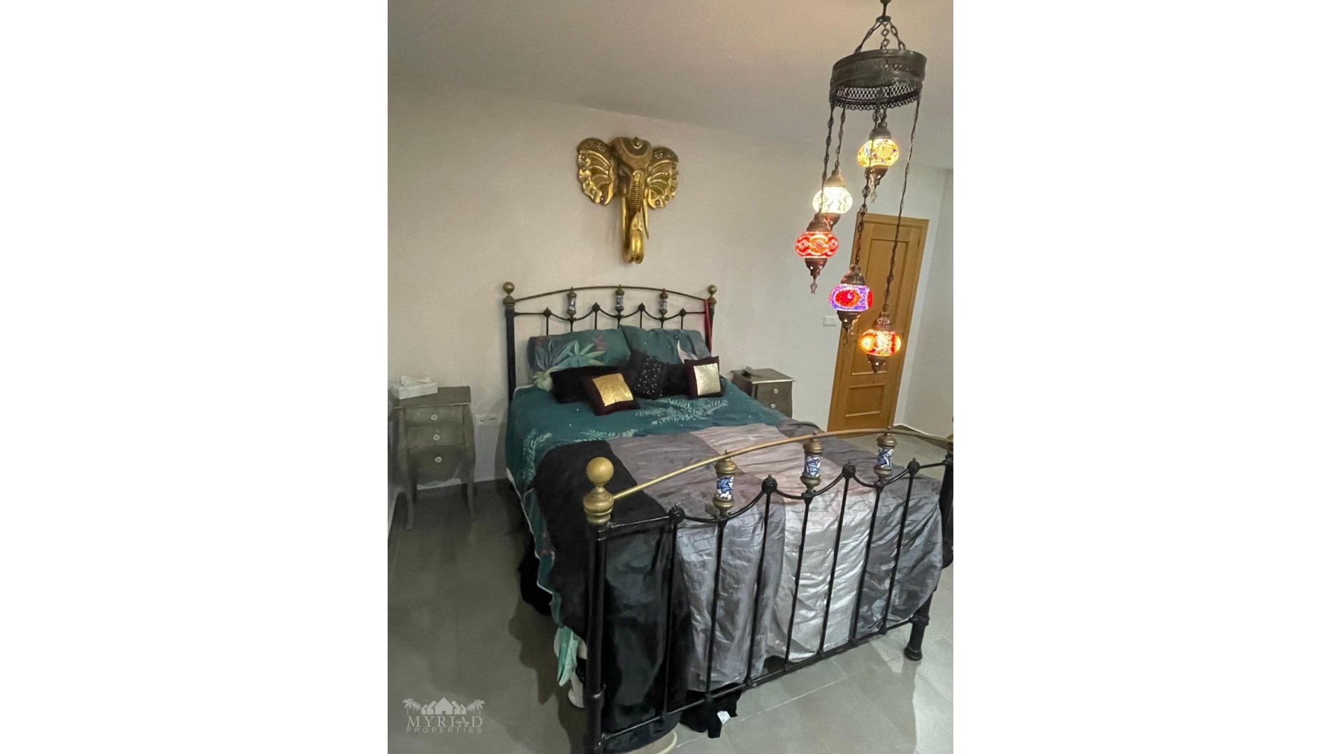 Återförsäljning - Fristående villa -
Pinoso - Pinoso Alicante