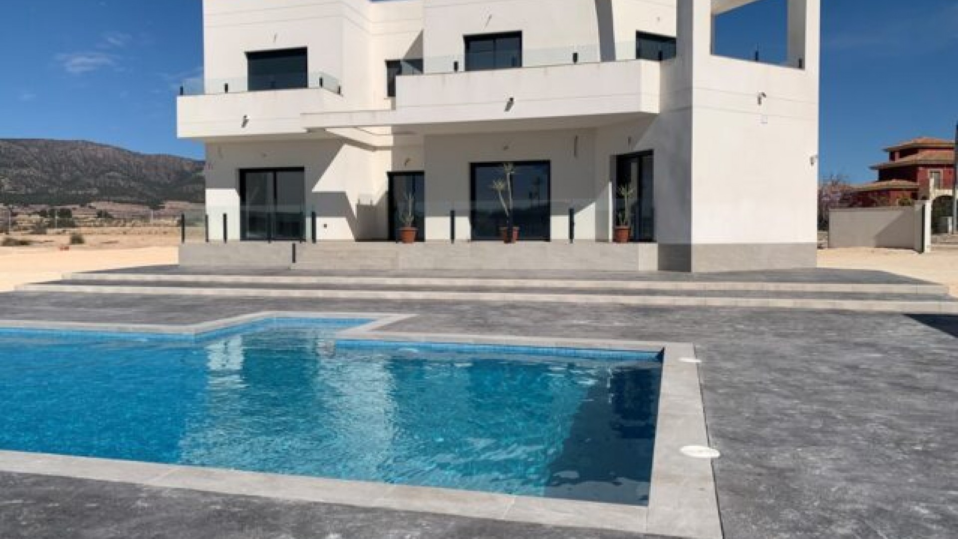 Återförsäljning - Fristående villa -
Pinoso