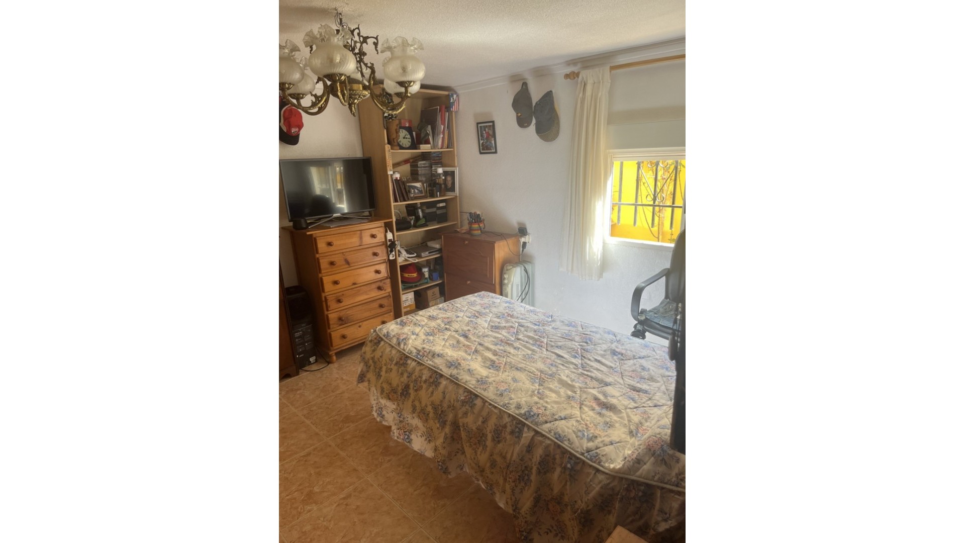 Återförsäljning - Fristående villa -
Punta Prima