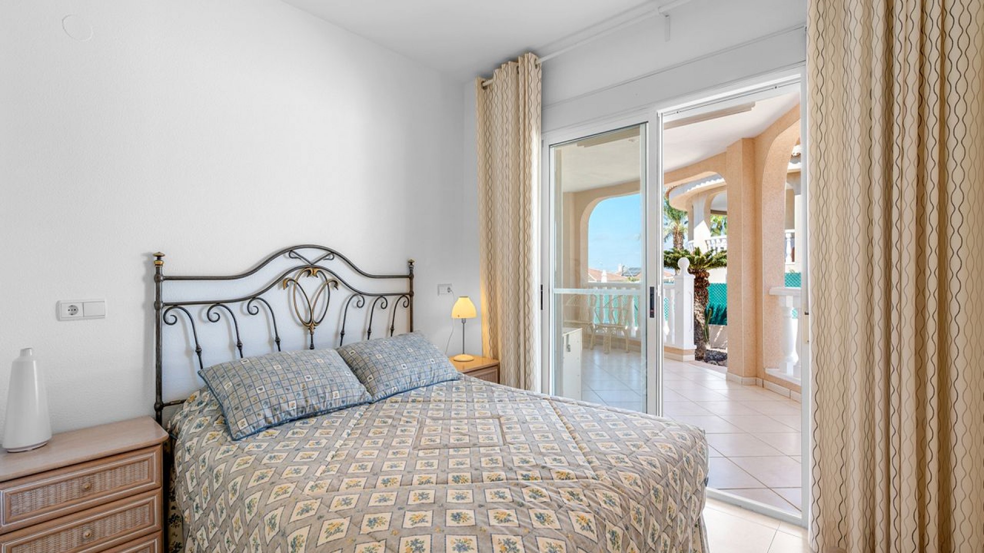 Återförsäljning - Fristående villa -
Rojales - Benimar 2