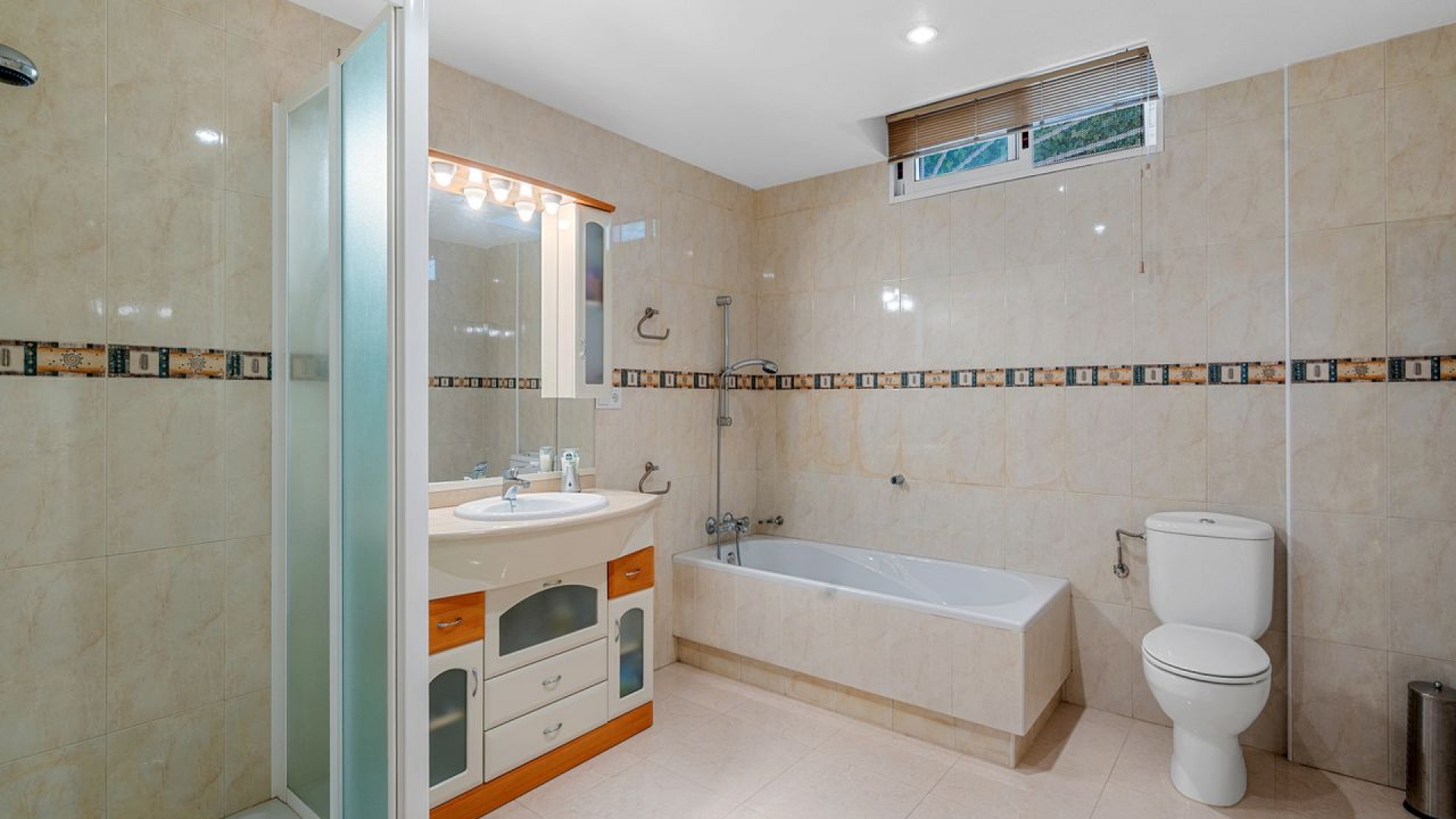 Återförsäljning - Fristående villa -
Rojales - Benimar 2