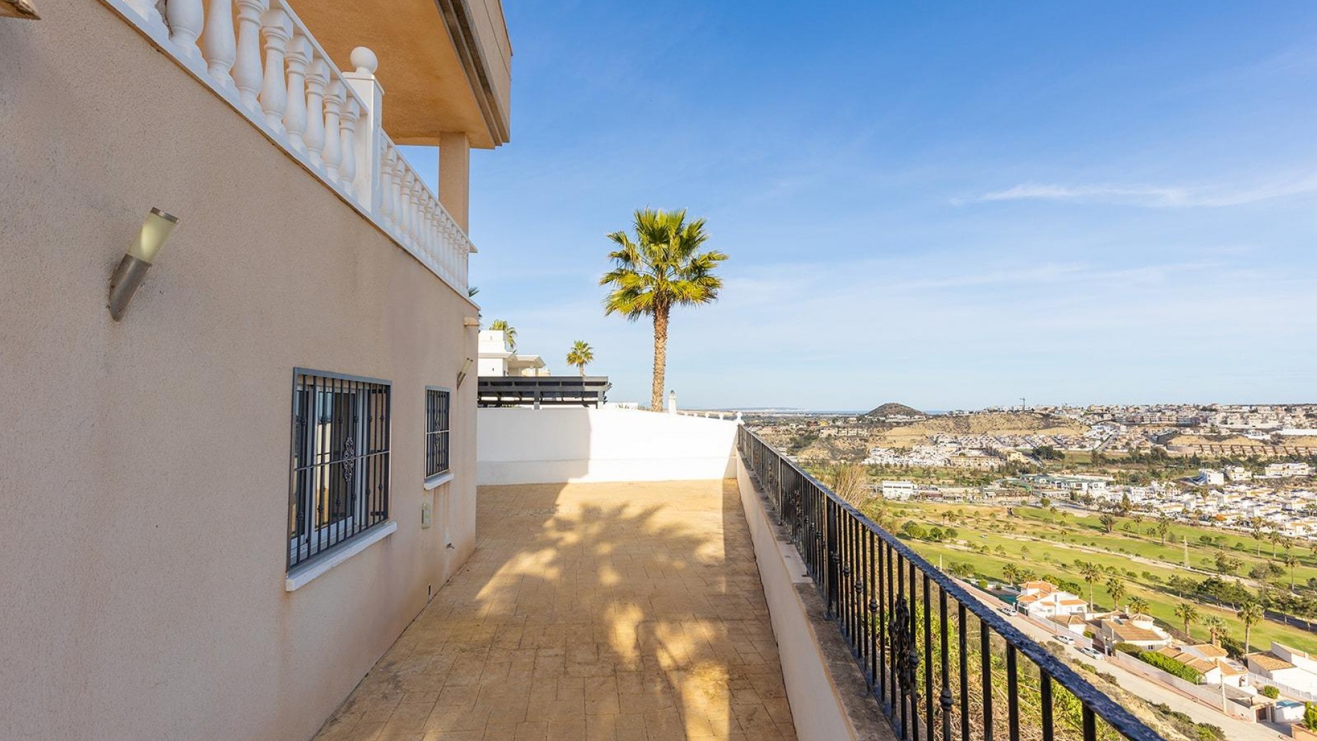 Återförsäljning - Fristående villa -
Rojales - Campo de golf la marquesa