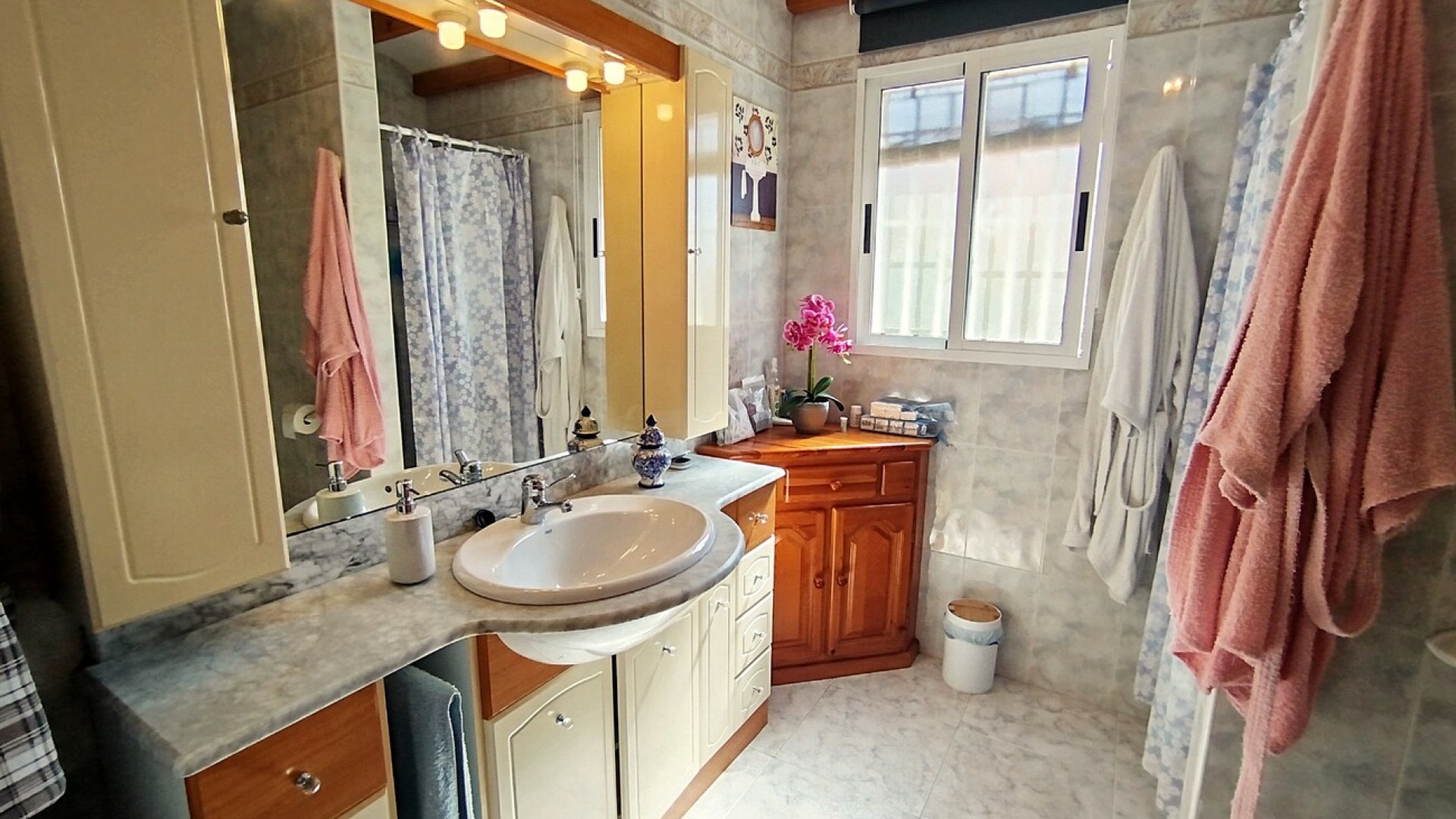 Återförsäljning - Fristående villa -
Rojales - La Marquesa Golf - Costa Blanca