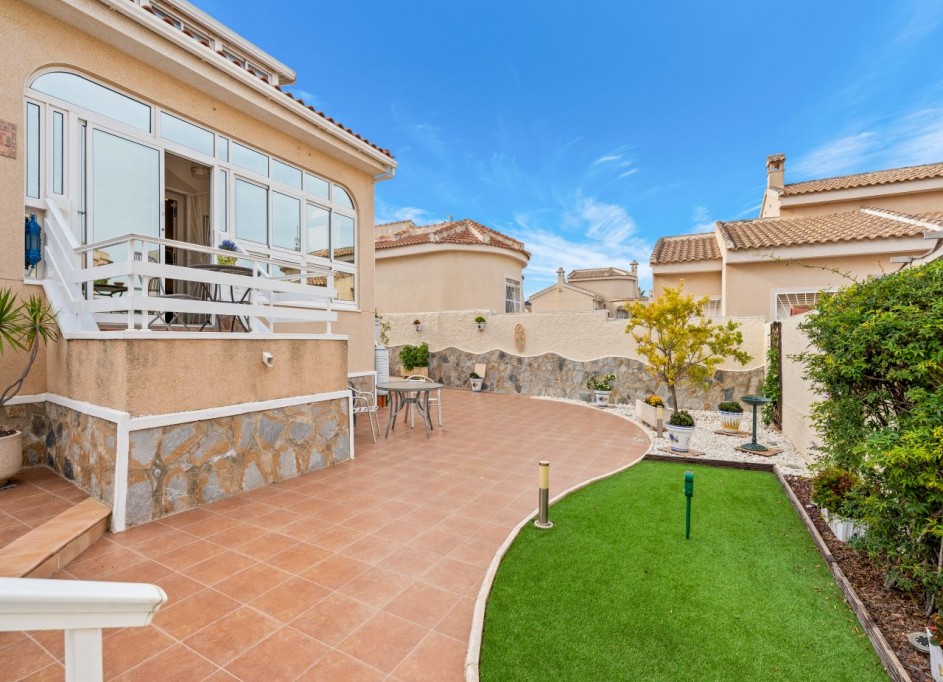 Återförsäljning - Fristående villa -
Rojales - Rojales Hills