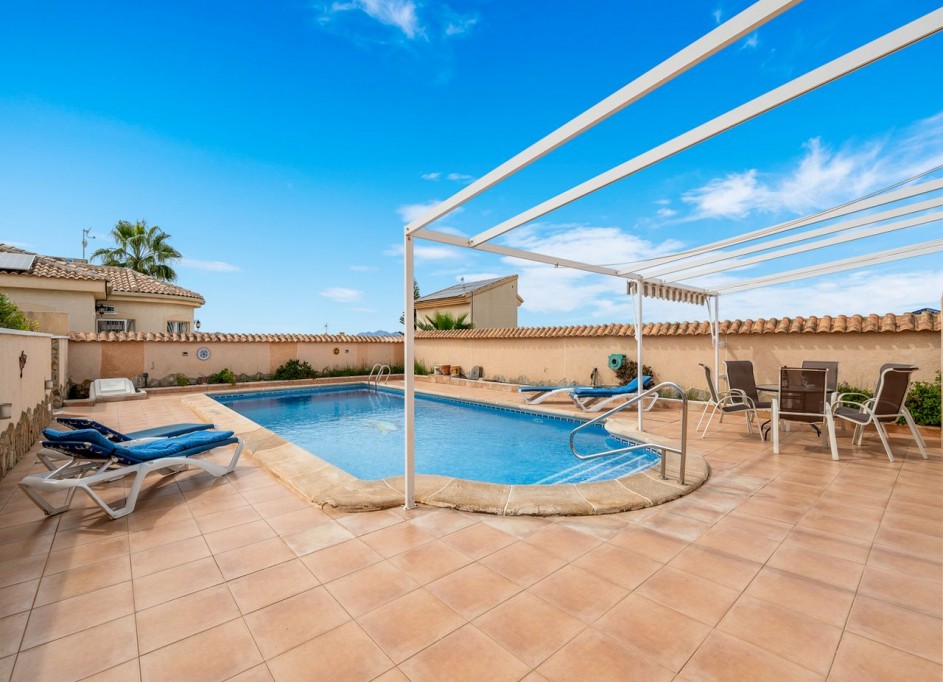 Återförsäljning - Fristående villa -
Rojales - Rojales Hills